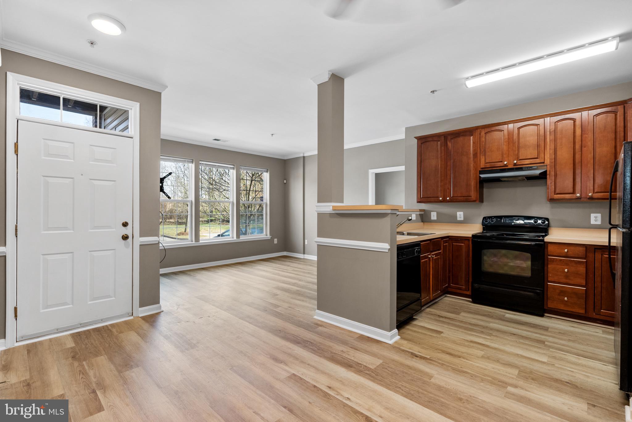 THE AVENUE AT FOREST RUN - Residential