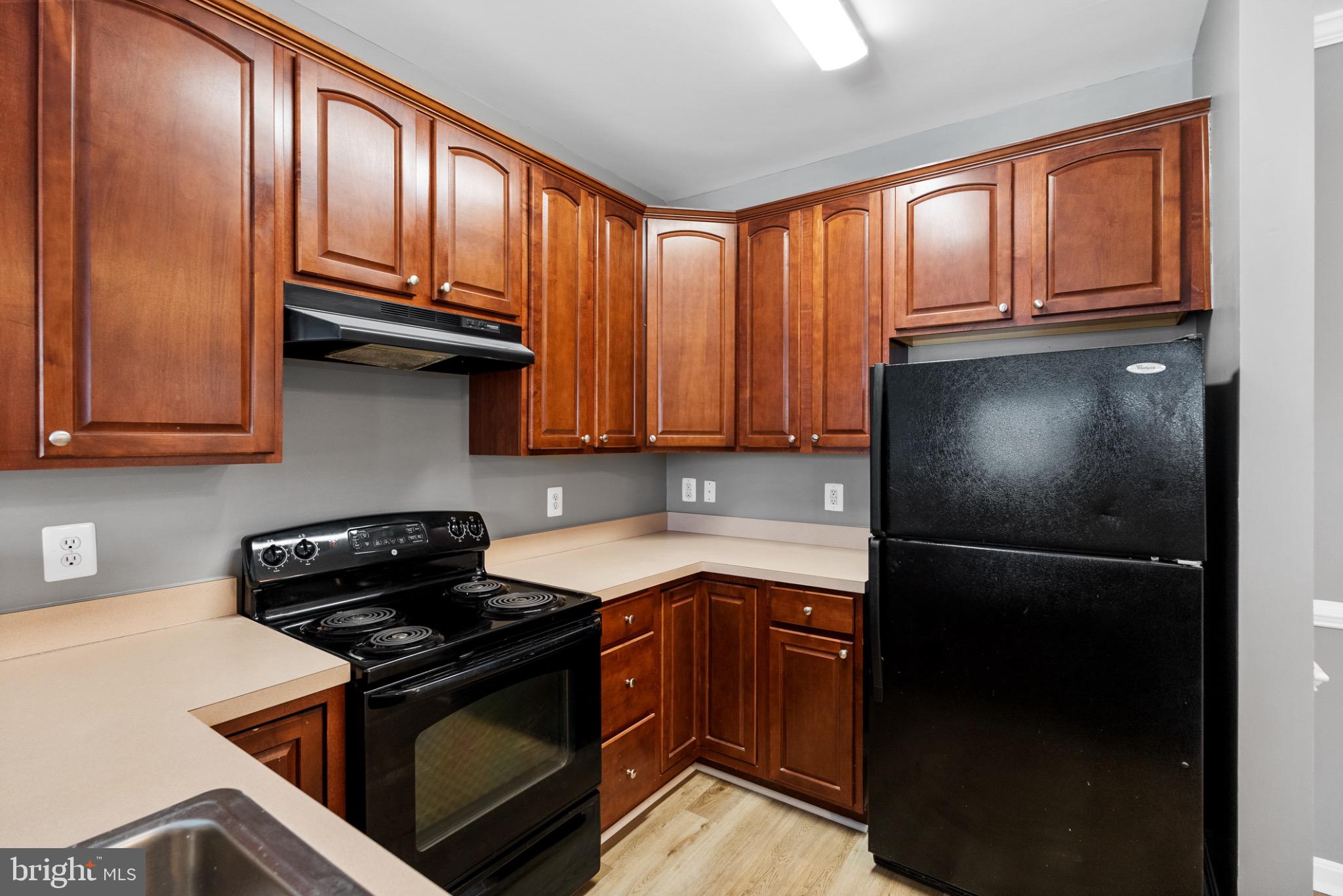 THE AVENUE AT FOREST RUN - Residential