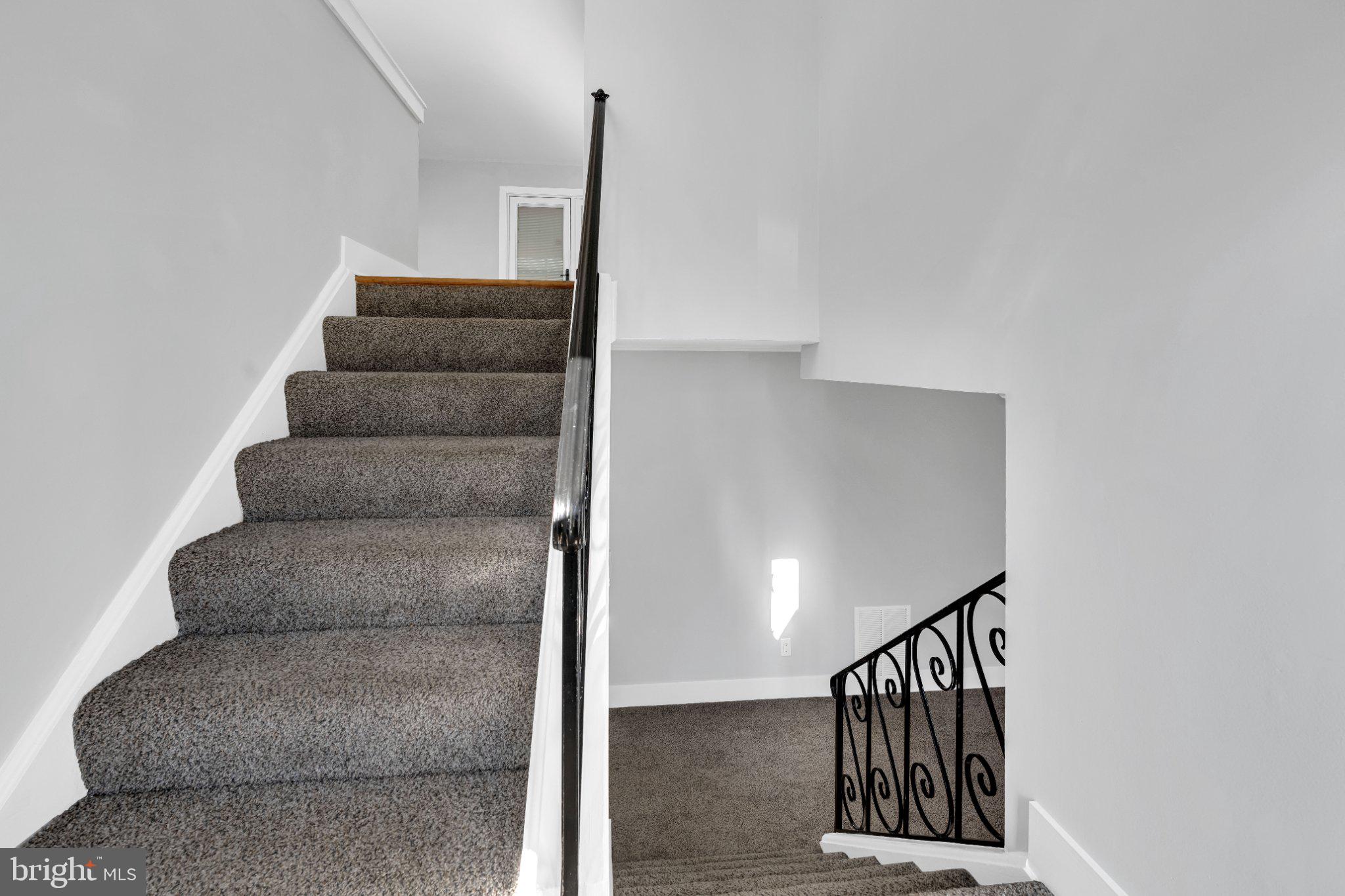 15406 ALAN DRIVE