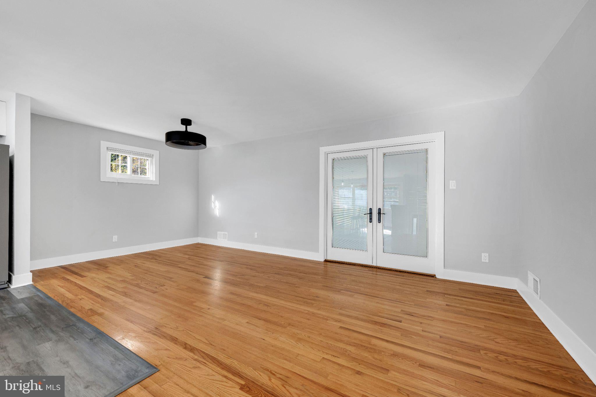 15406 ALAN DRIVE