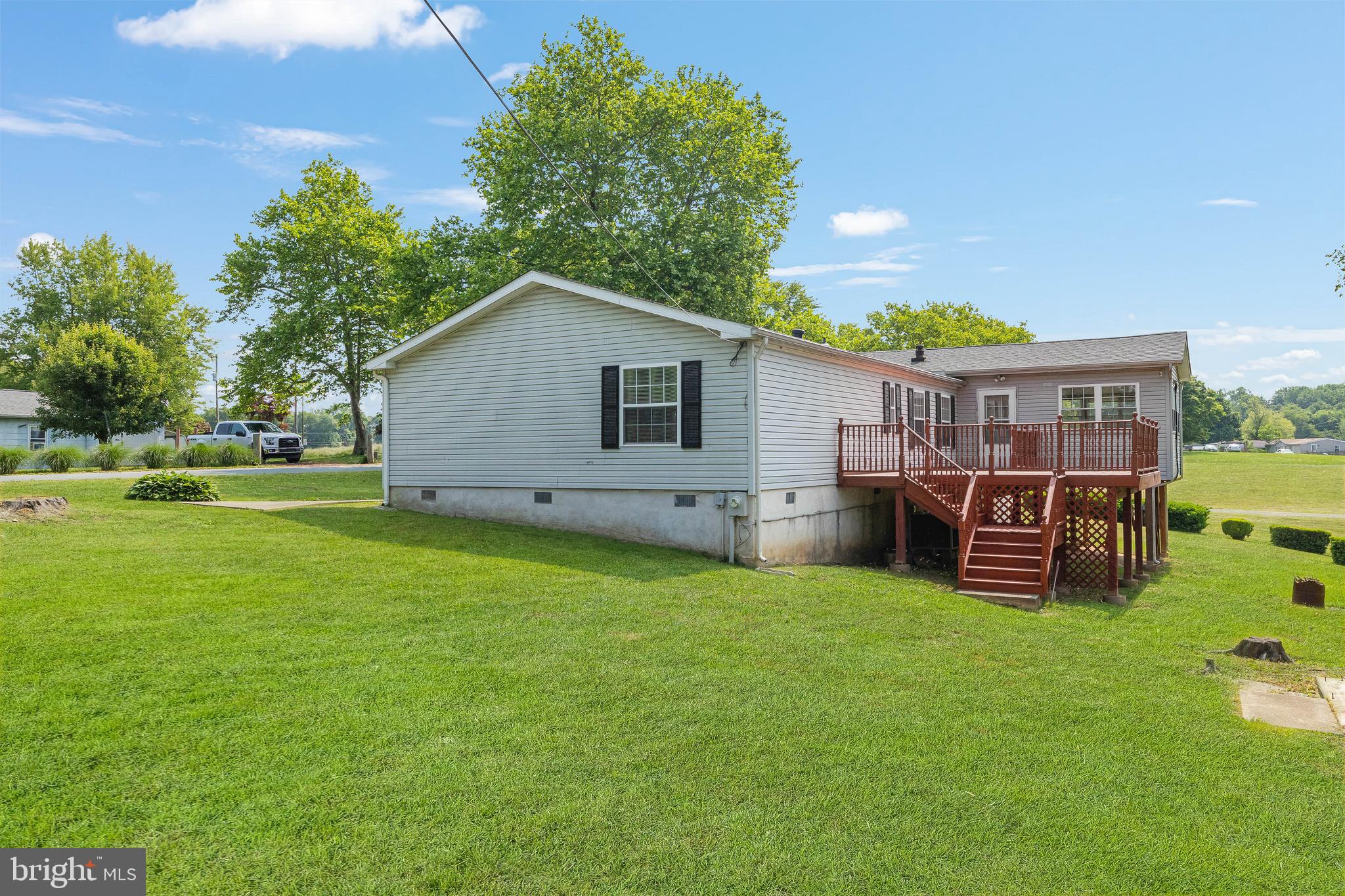 CRYSTAL BEACH MANOR - Residential