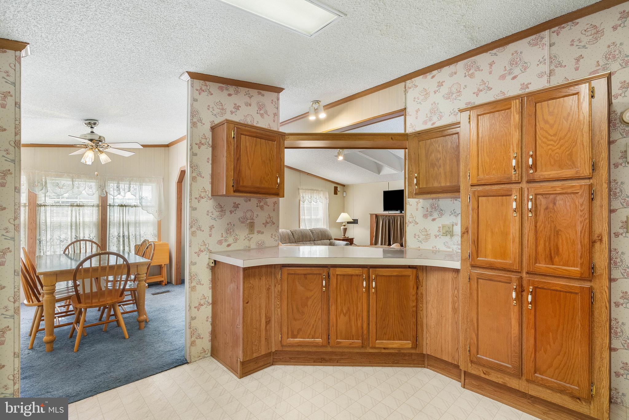 CRYSTAL BEACH MANOR - Residential