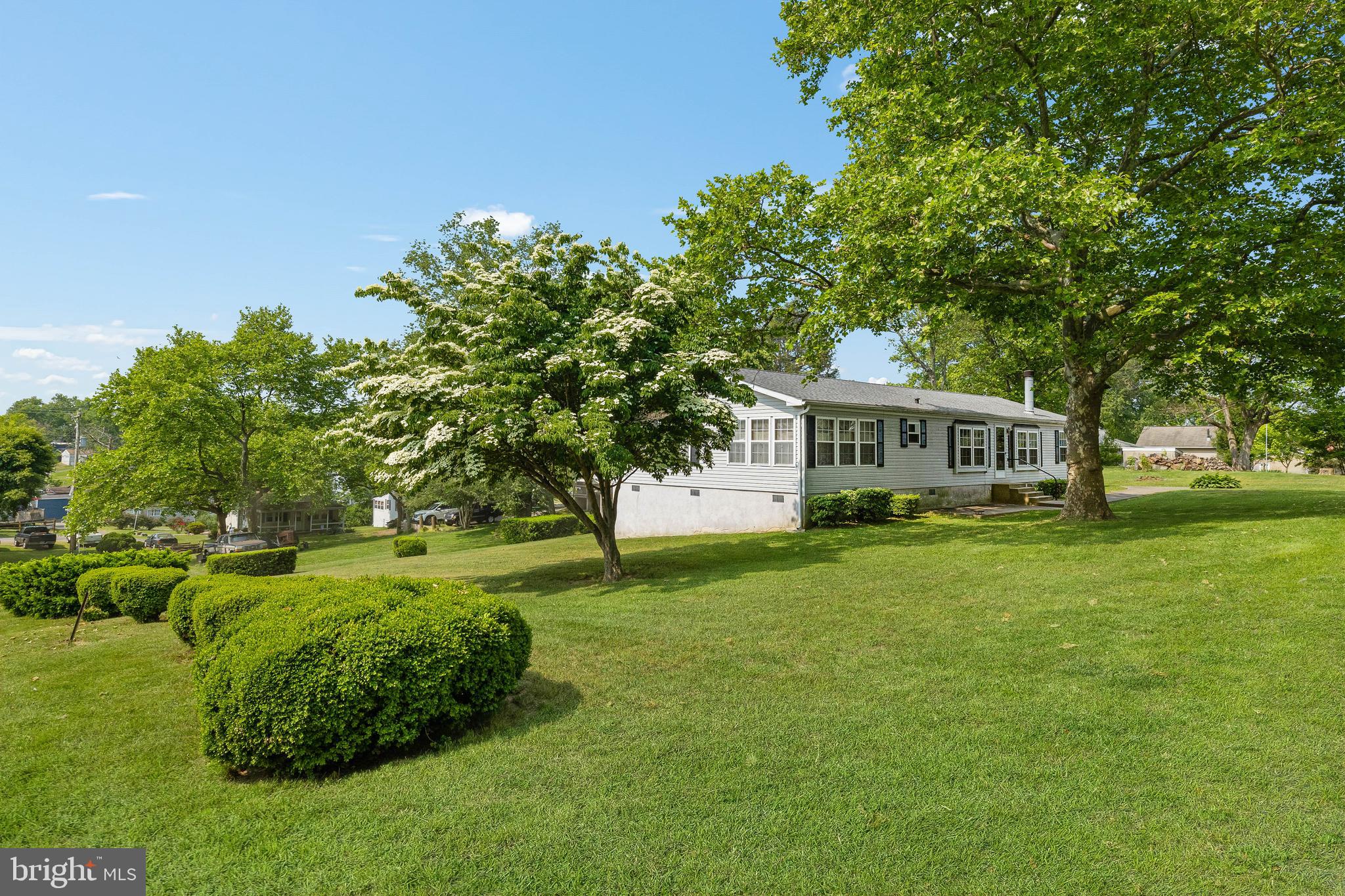 CRYSTAL BEACH MANOR - Residential