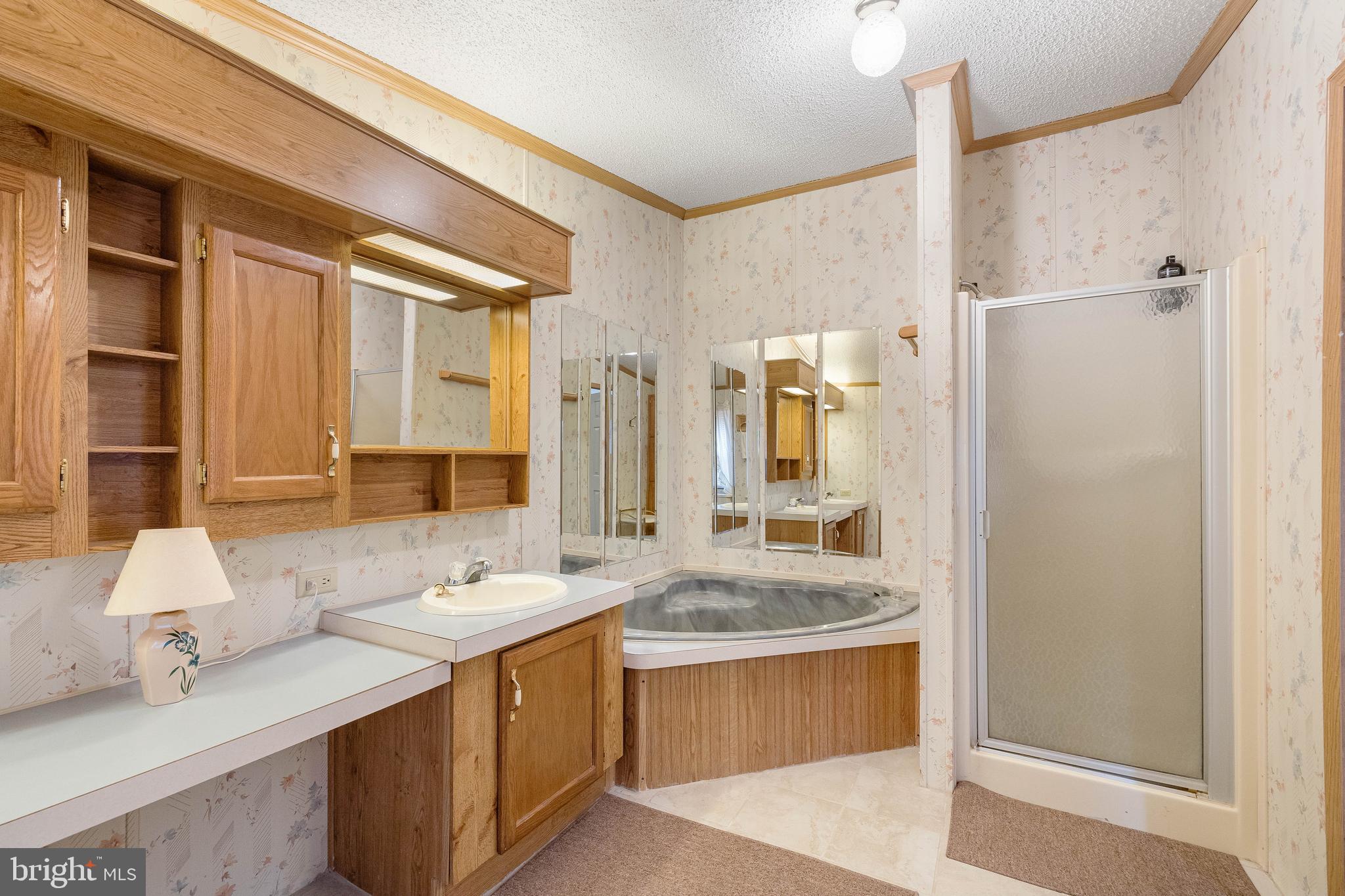 CRYSTAL BEACH MANOR - Residential