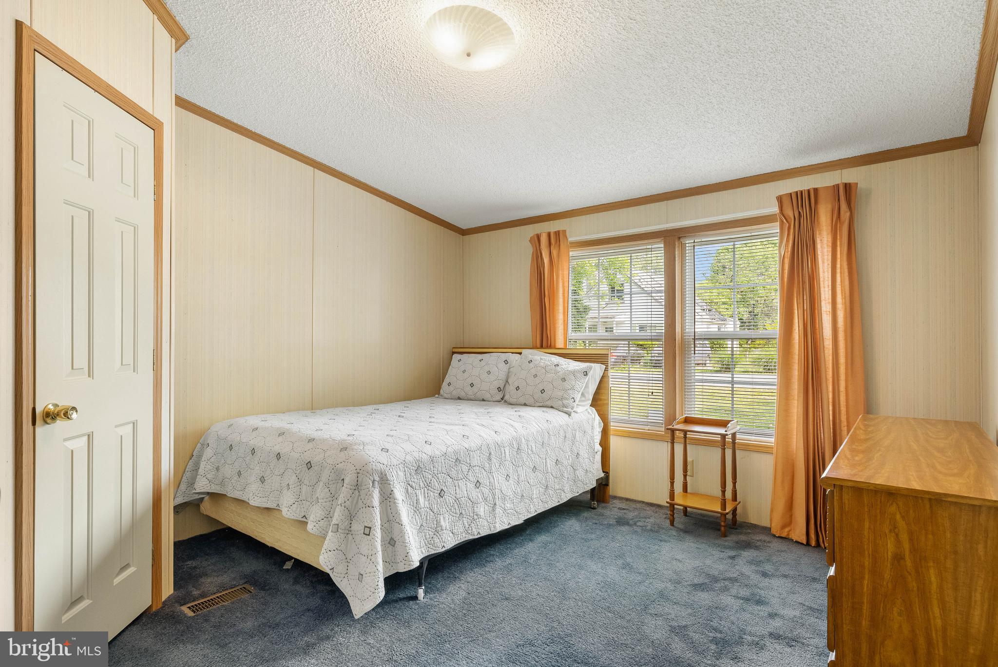 CRYSTAL BEACH MANOR - Residential