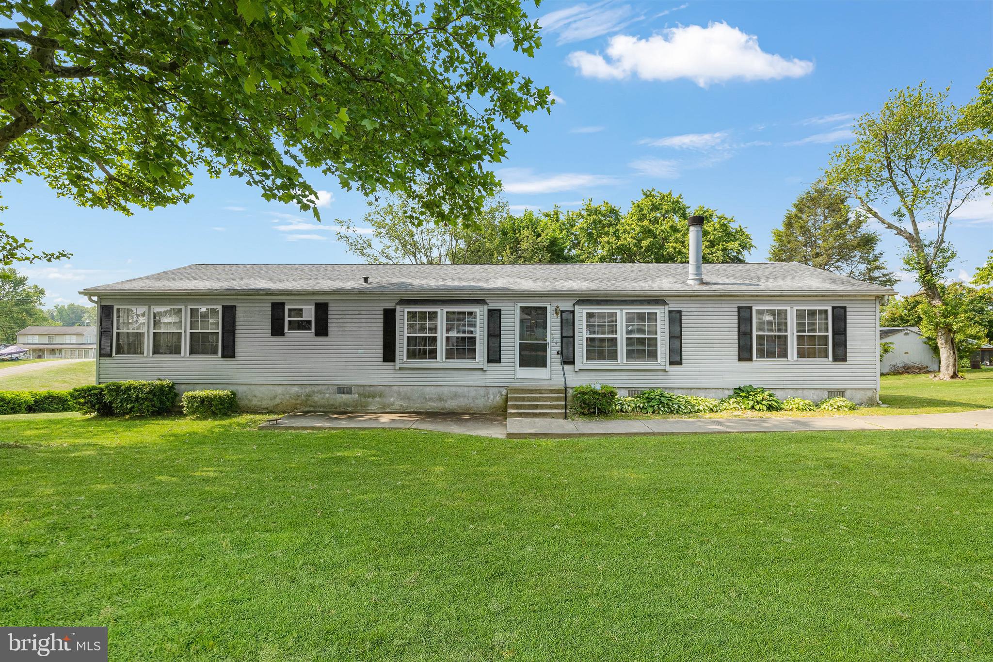 CRYSTAL BEACH MANOR - Residential