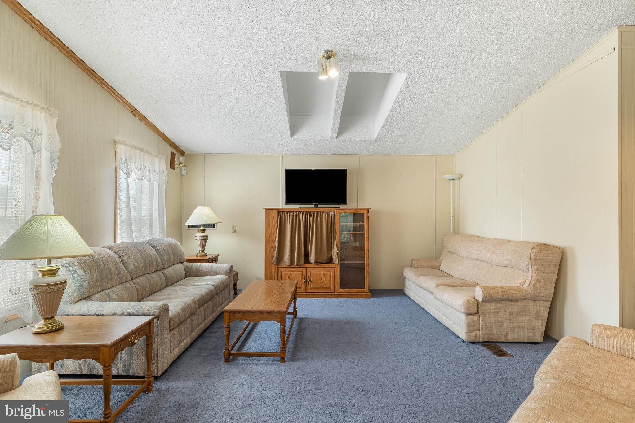 CRYSTAL BEACH MANOR - Residential