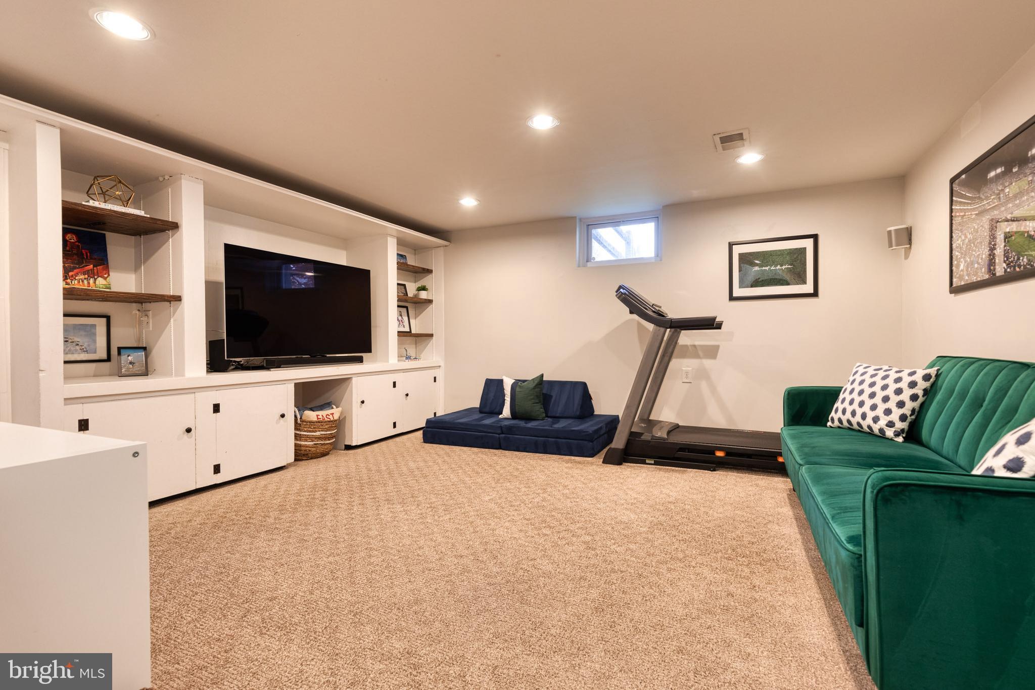 RODGERS FORGE - Residential