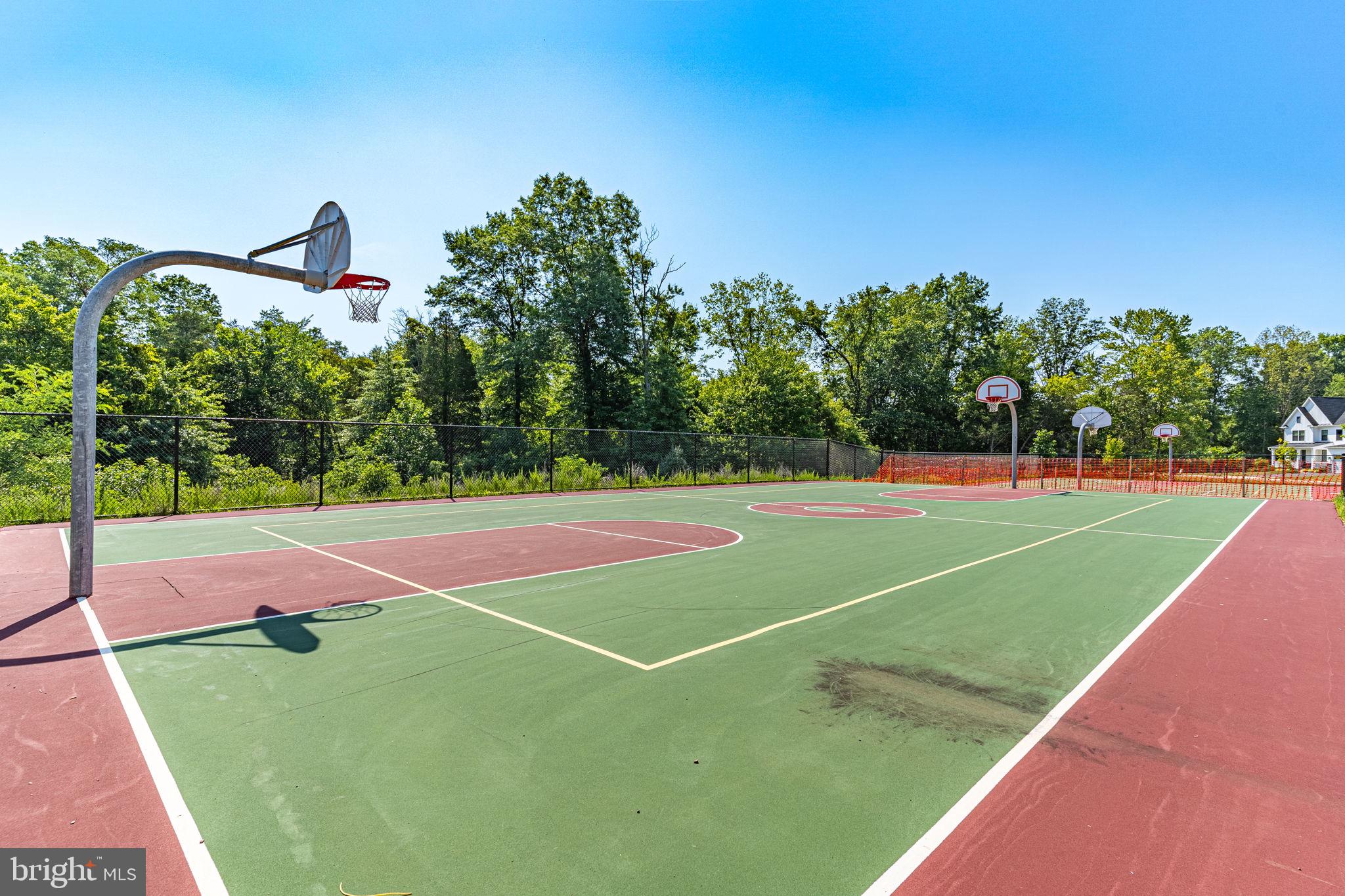 VIRGINIA CROSSING - Residential