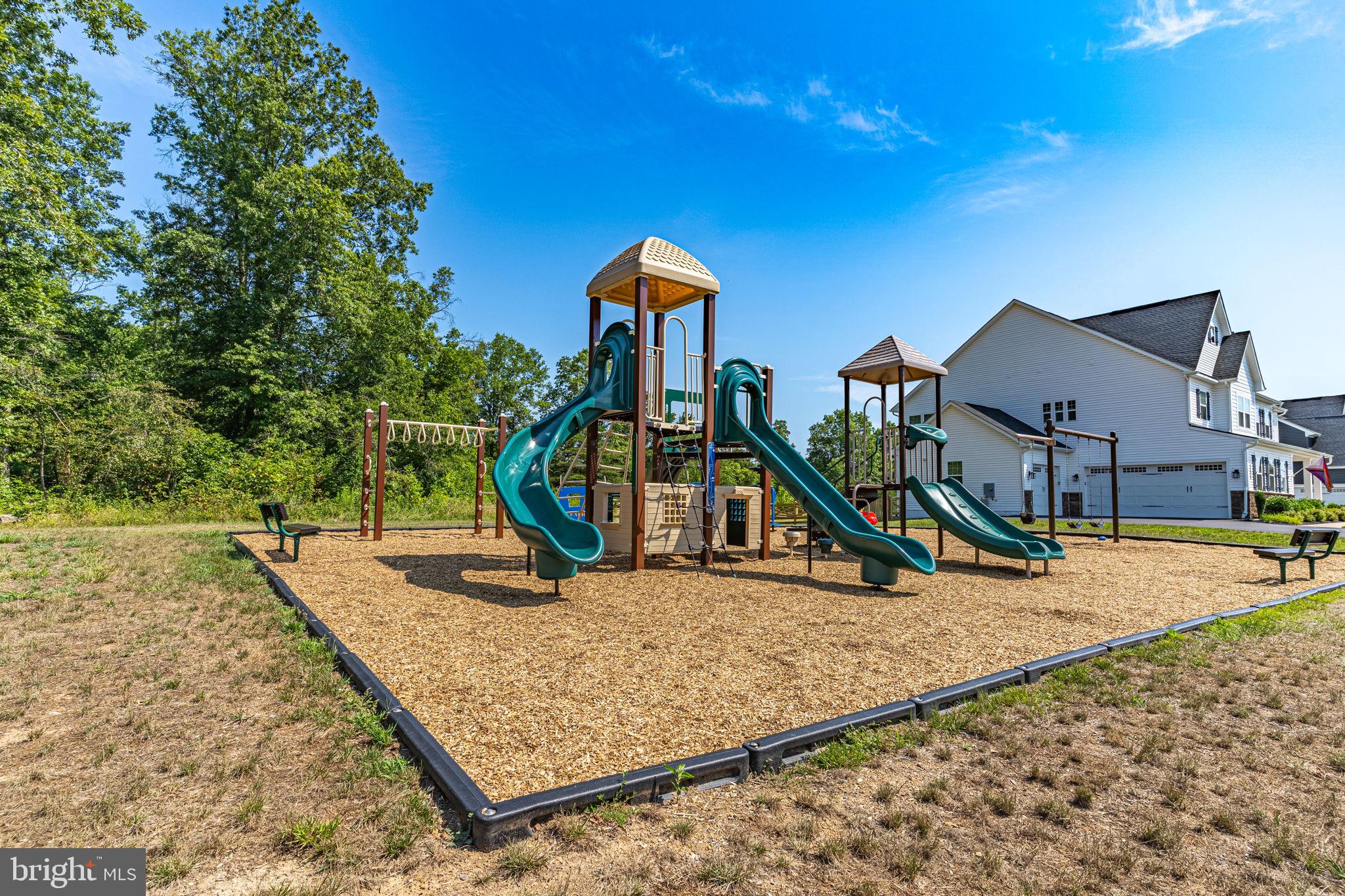 VIRGINIA CROSSING - Residential