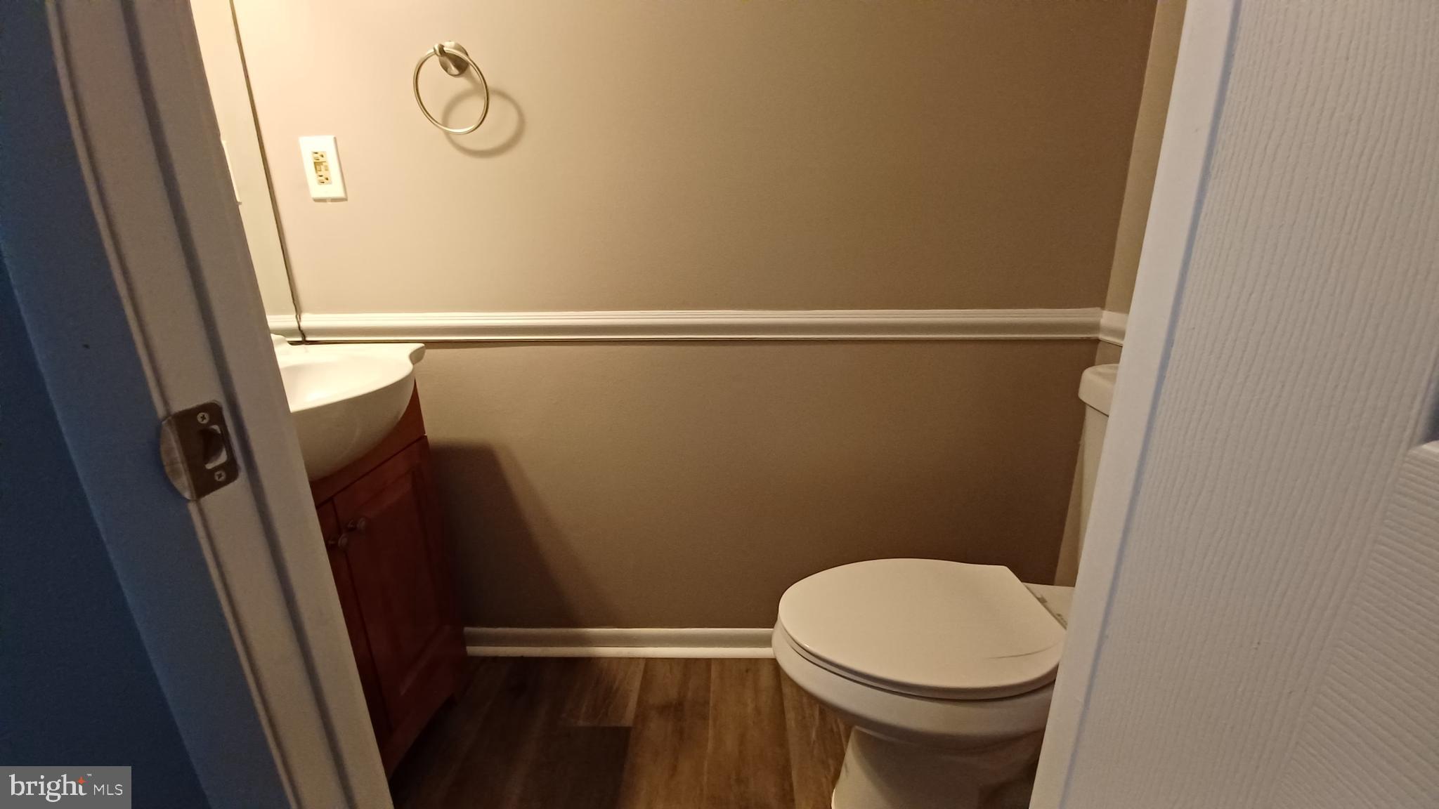 LONG REACH - Residential Lease