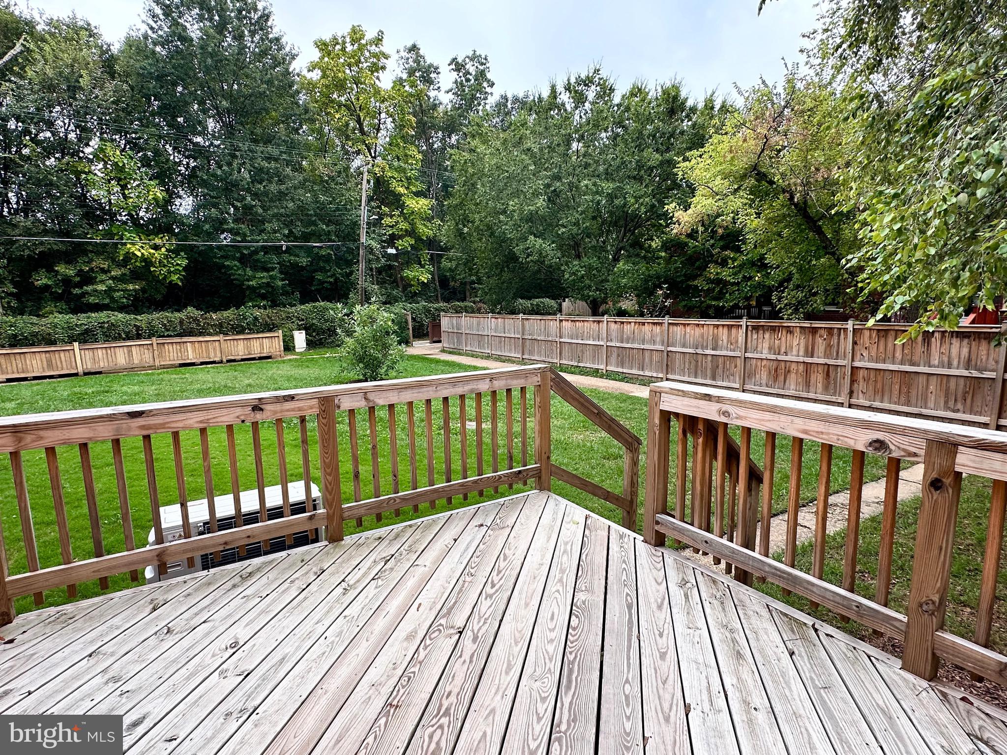 ARLINGTON VILLAGE COURTYARD - Residential