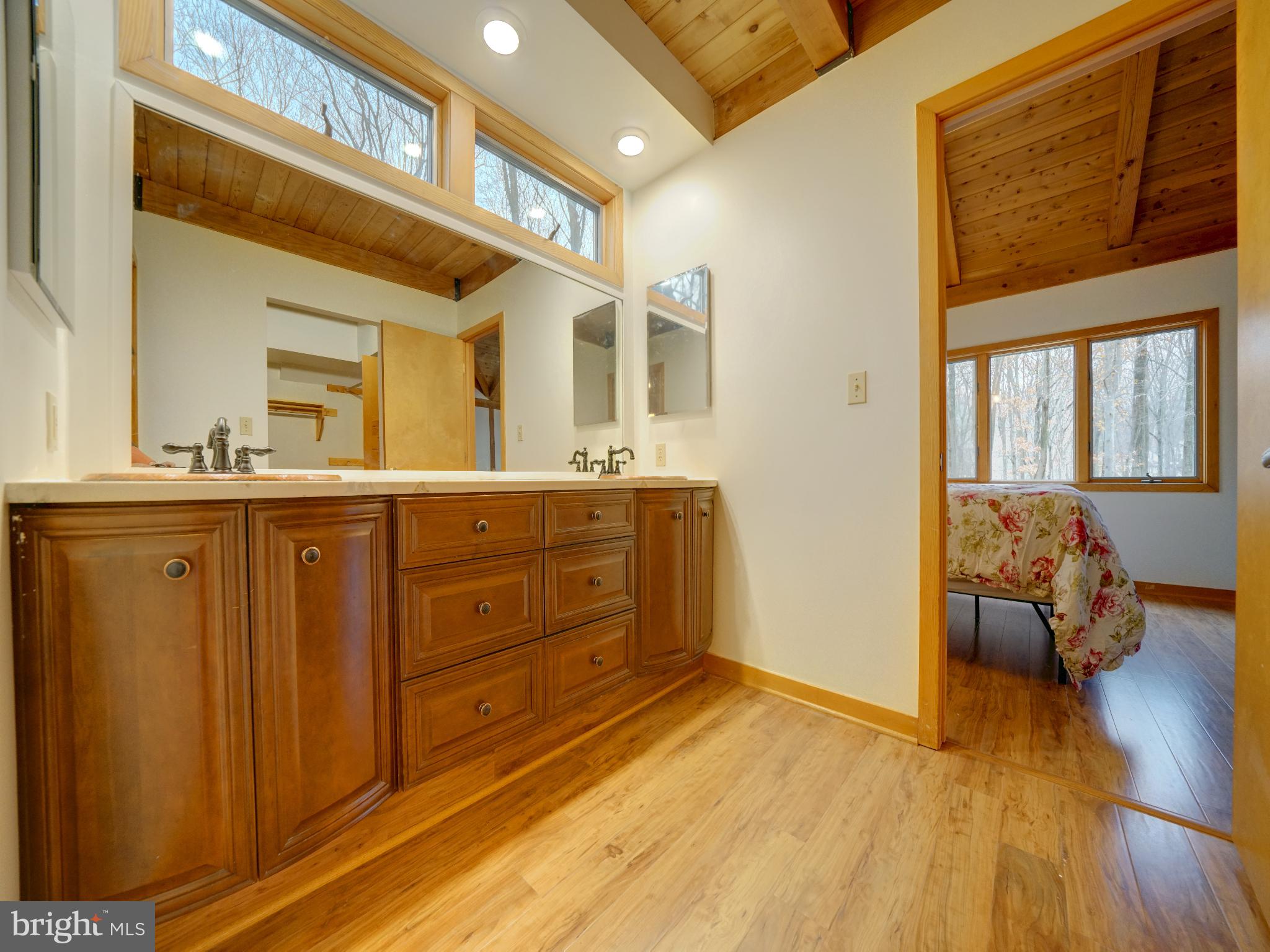 CHAPEL WOODS - Residential