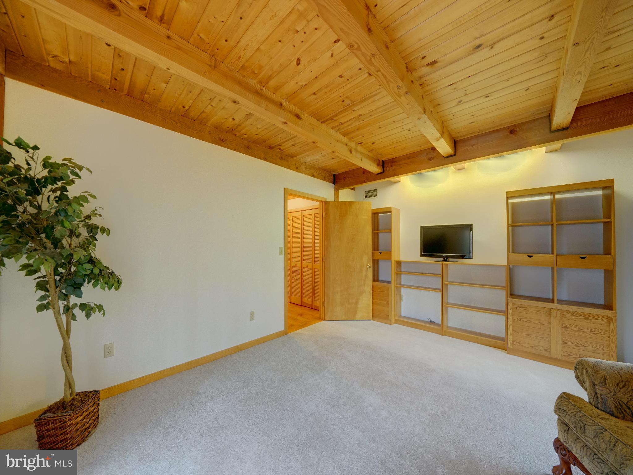 CHAPEL WOODS - Residential