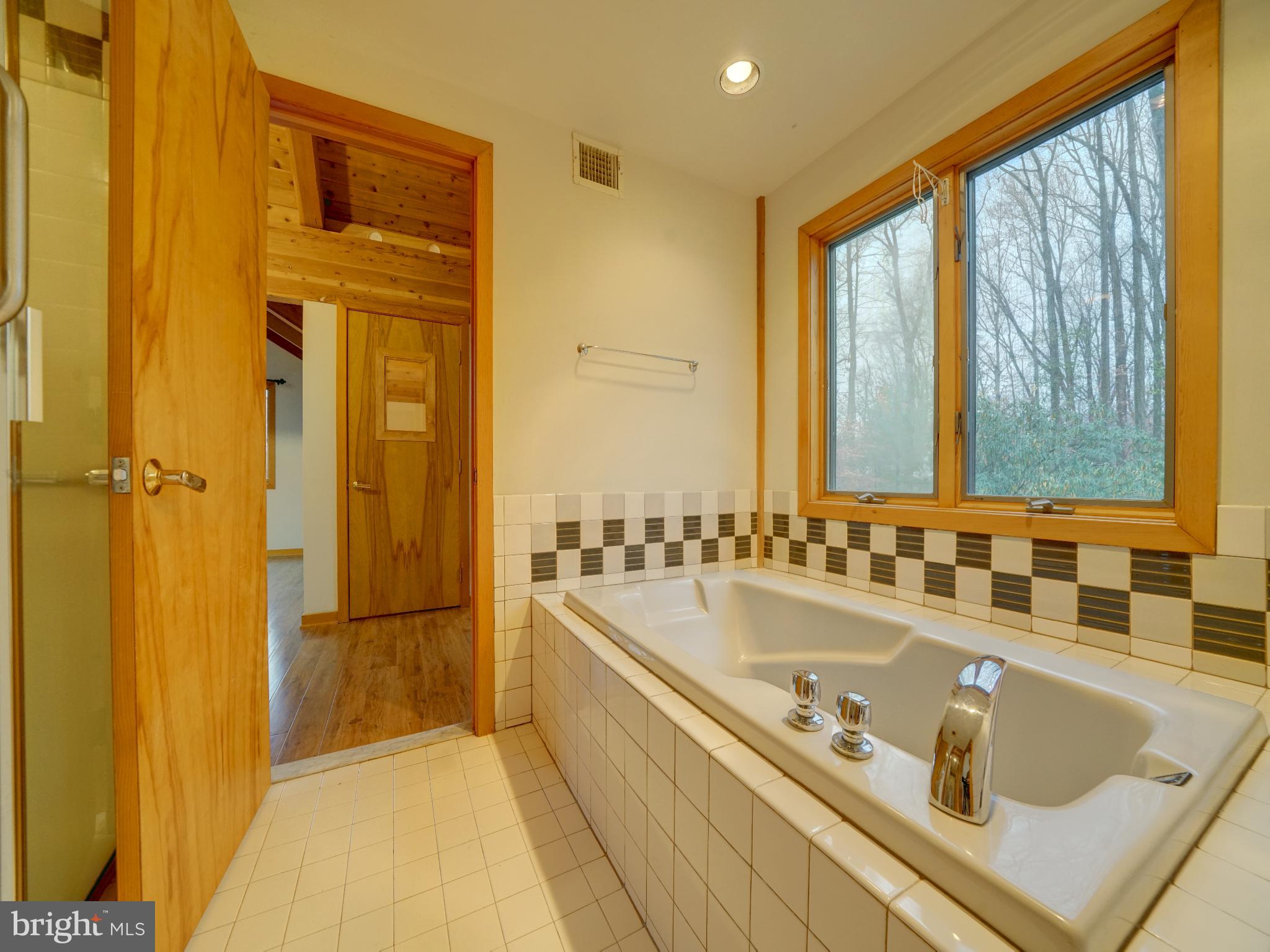 CHAPEL WOODS - Residential