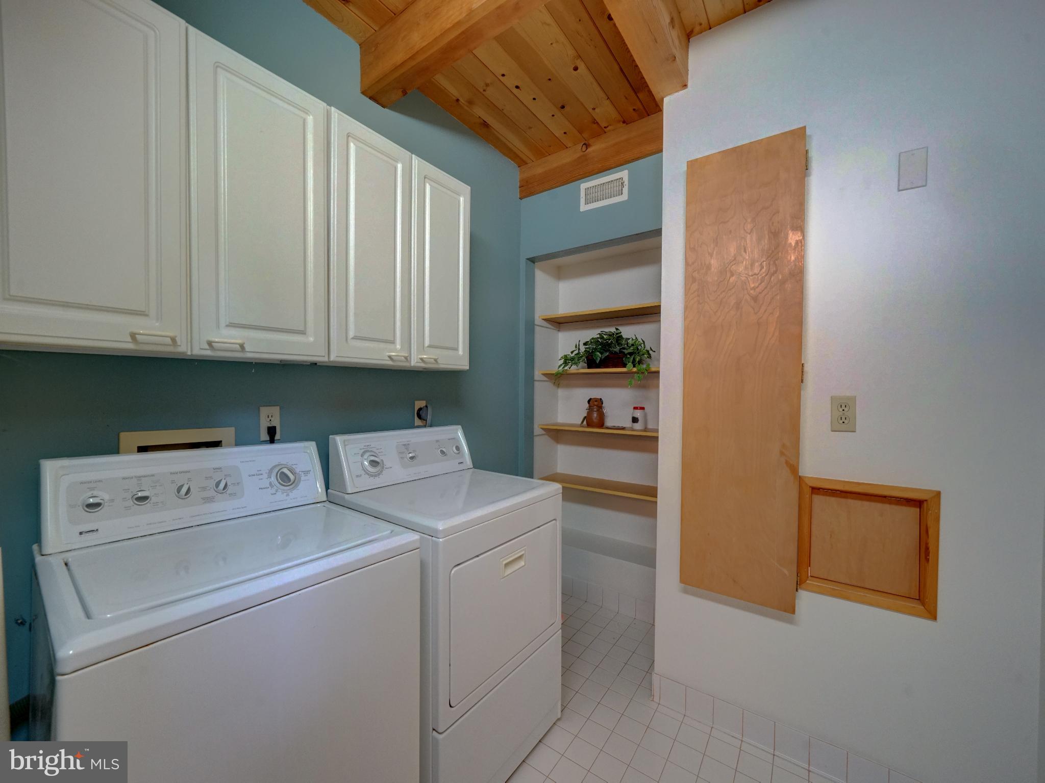 CHAPEL WOODS - Residential