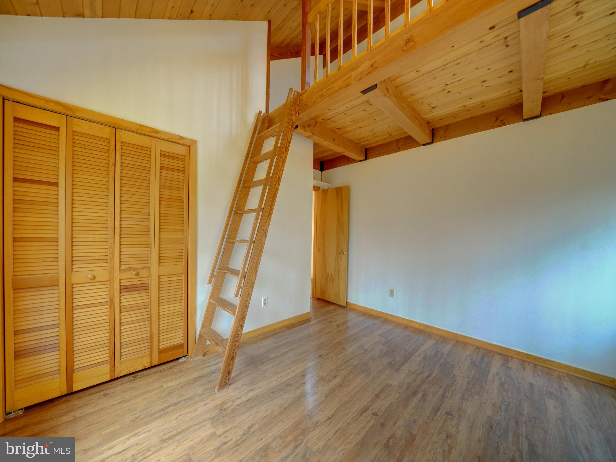 CHAPEL WOODS - Residential