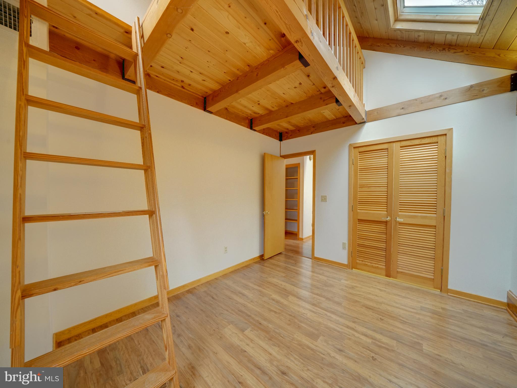 CHAPEL WOODS - Residential