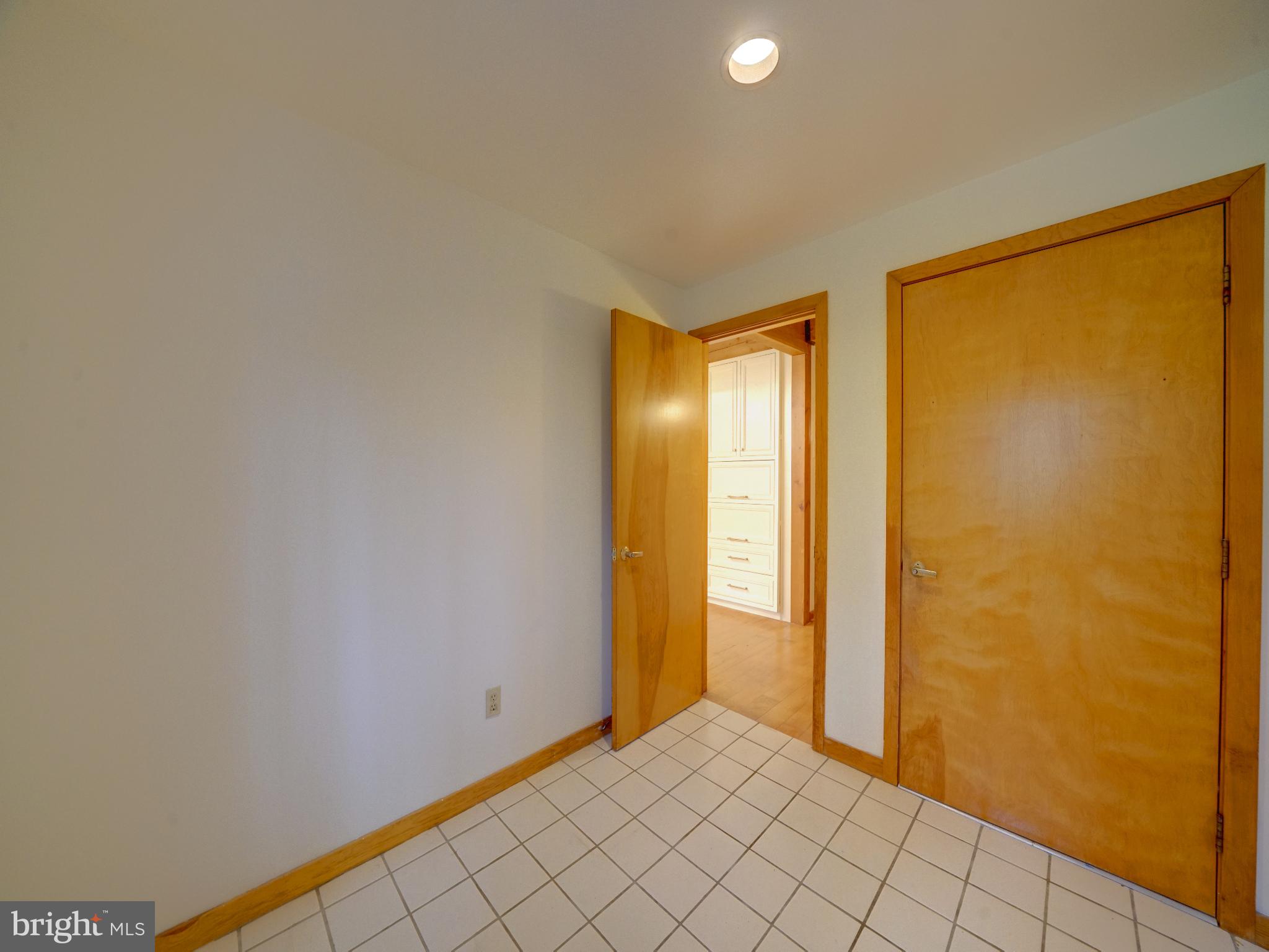 CHAPEL WOODS - Residential