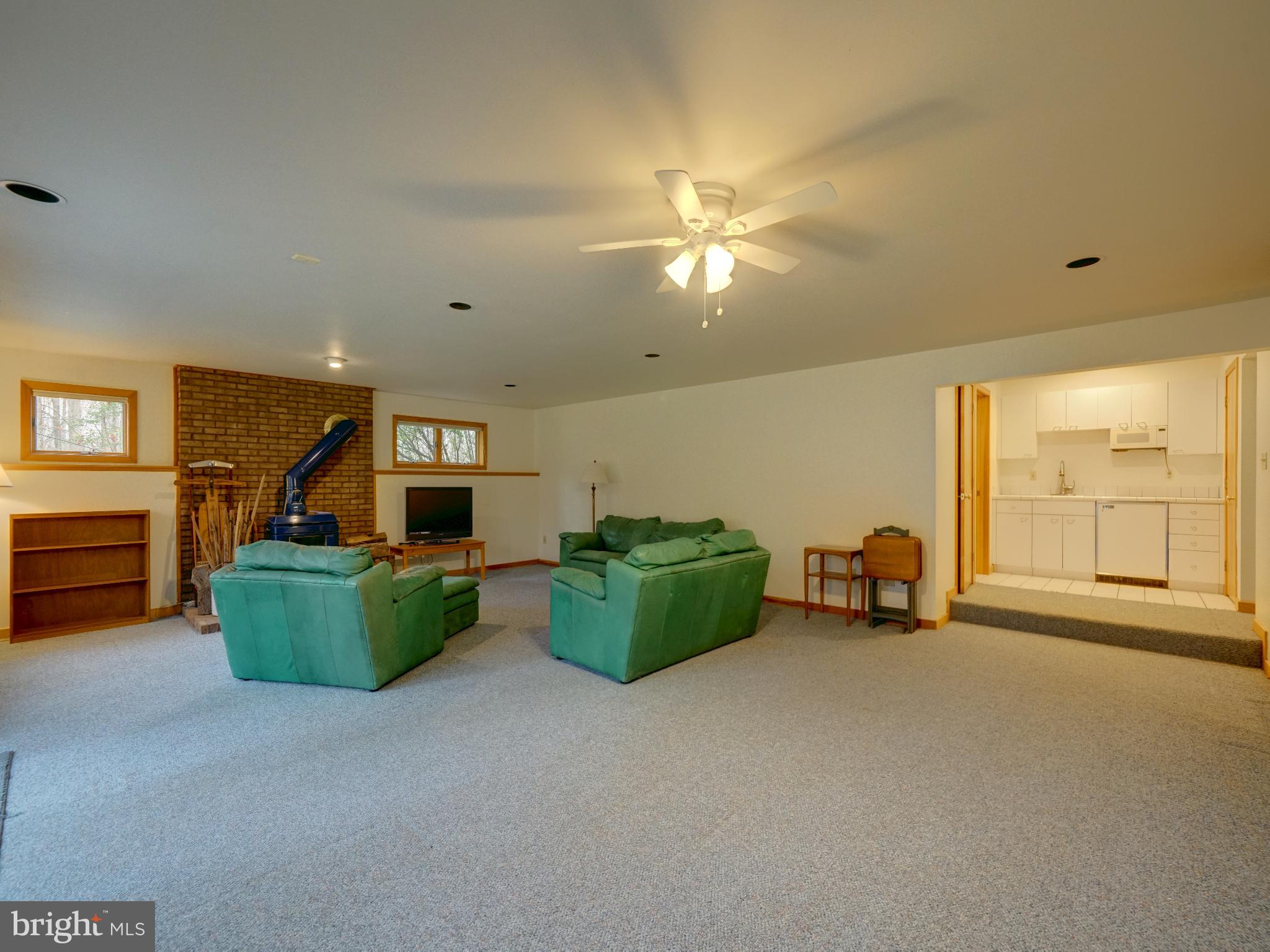 CHAPEL WOODS - Residential