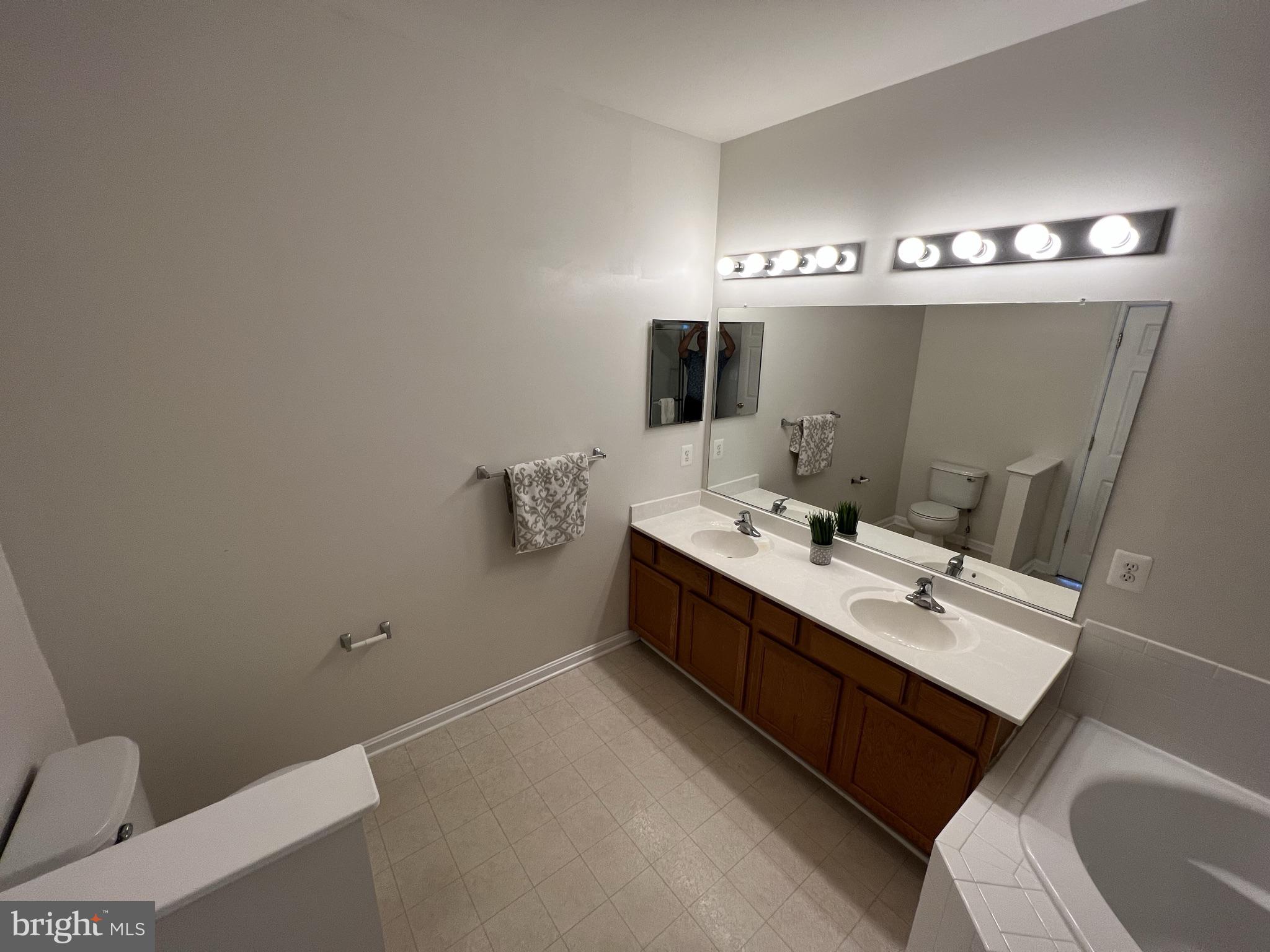 GREENWAY FARMS - Residential