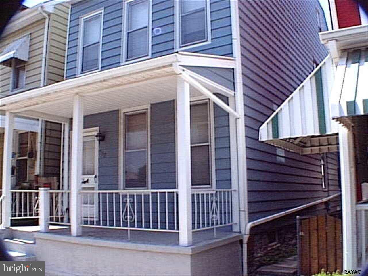 THIS 2-STORY DETACHED HOME FEATURES: 2 FULL BATHS, HARDWOOD FLOORS IN THE LIVING ROOM AND DINING ROOM, TILE FLOORING IN THE KITCHEN AND ALL BATHROOMS, LAUNDRY ROOM ON THE FIRST FLOOR NEAR THE KITCHEN, 5 LARGE BEDROOMS, LARGE FENCED-IN-YARD WITH PATIO, OVERSIZED DETACHED 2 CAR GARAGE. *FOR ALL SHOWINGS PLEASE CONTACT THE OFFICE.