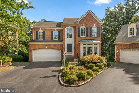 7720 STONE WHEAT COURT ALEXANDRIA VA 22315