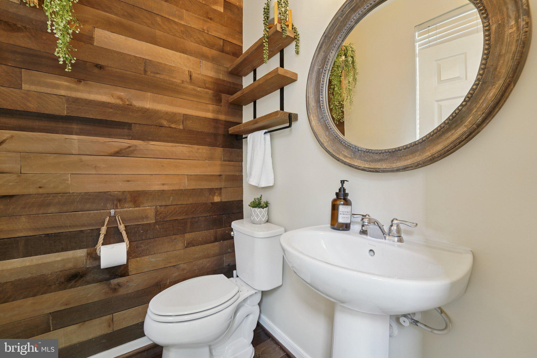 FOX HUNT ESTATES - Residential