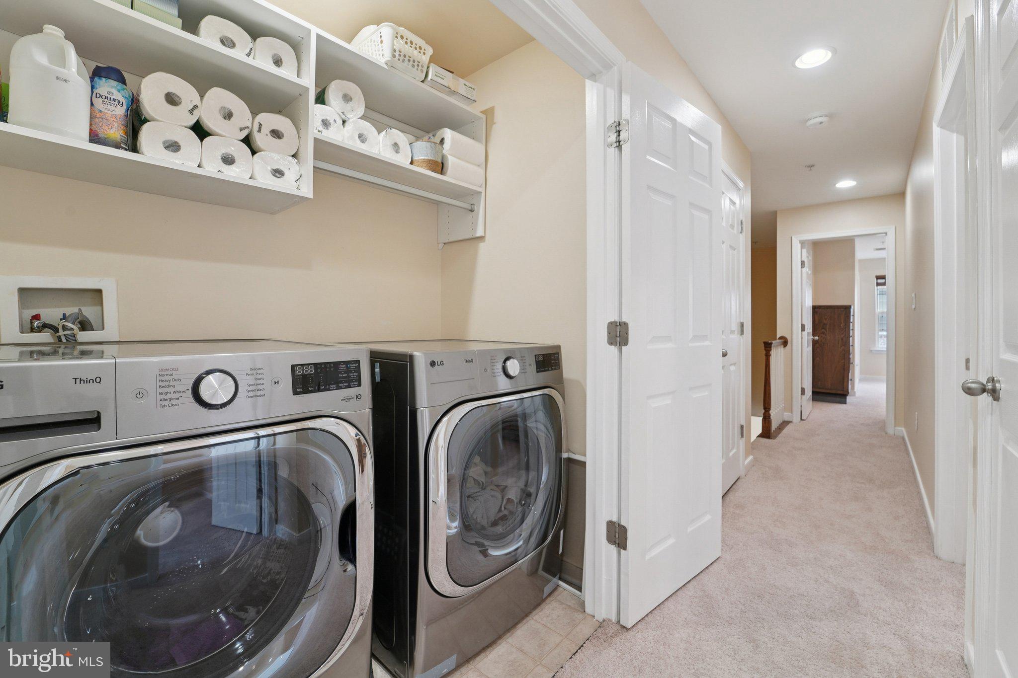 FOX HUNT ESTATES - Residential