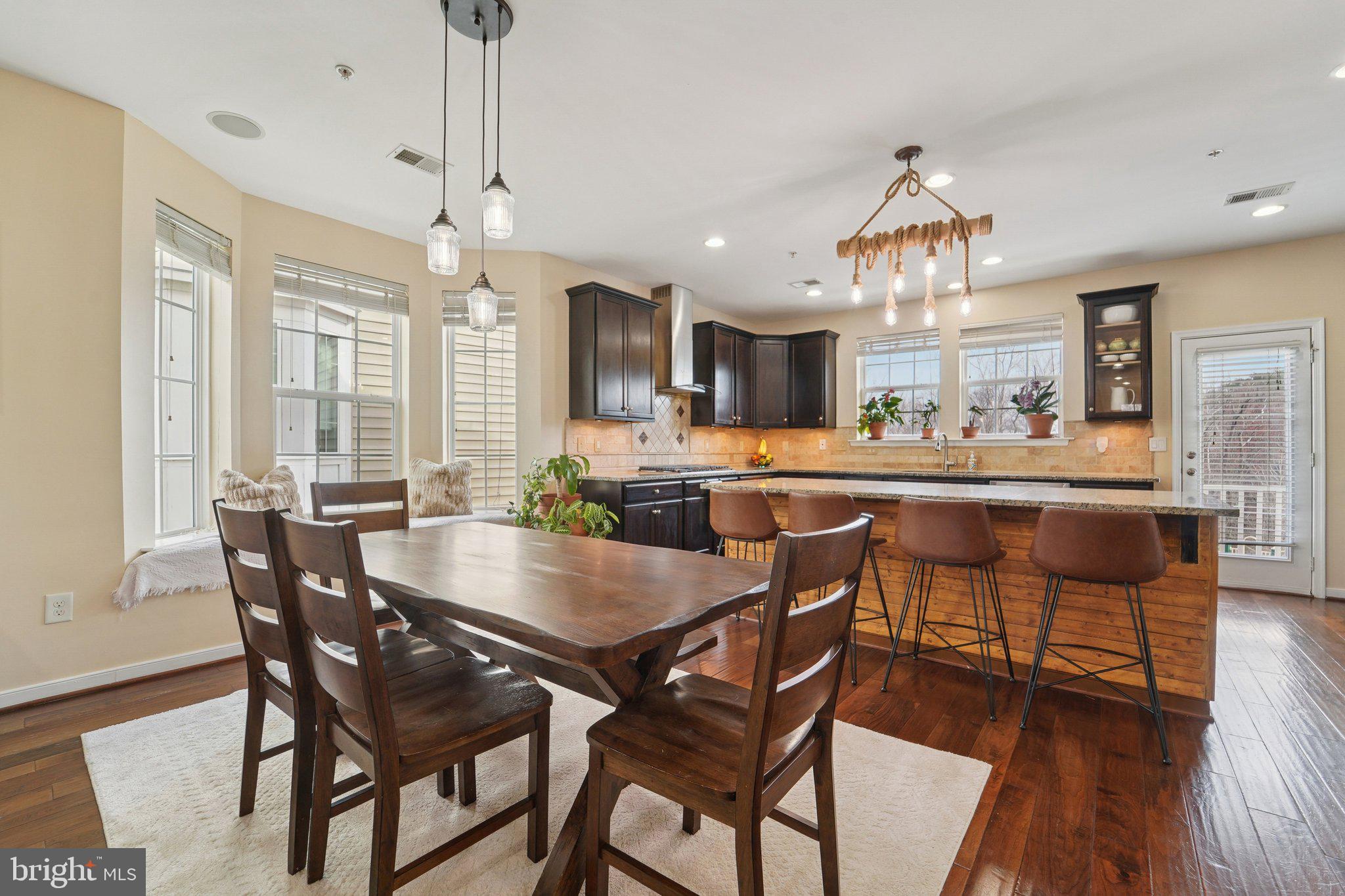 FOX HUNT ESTATES - Residential