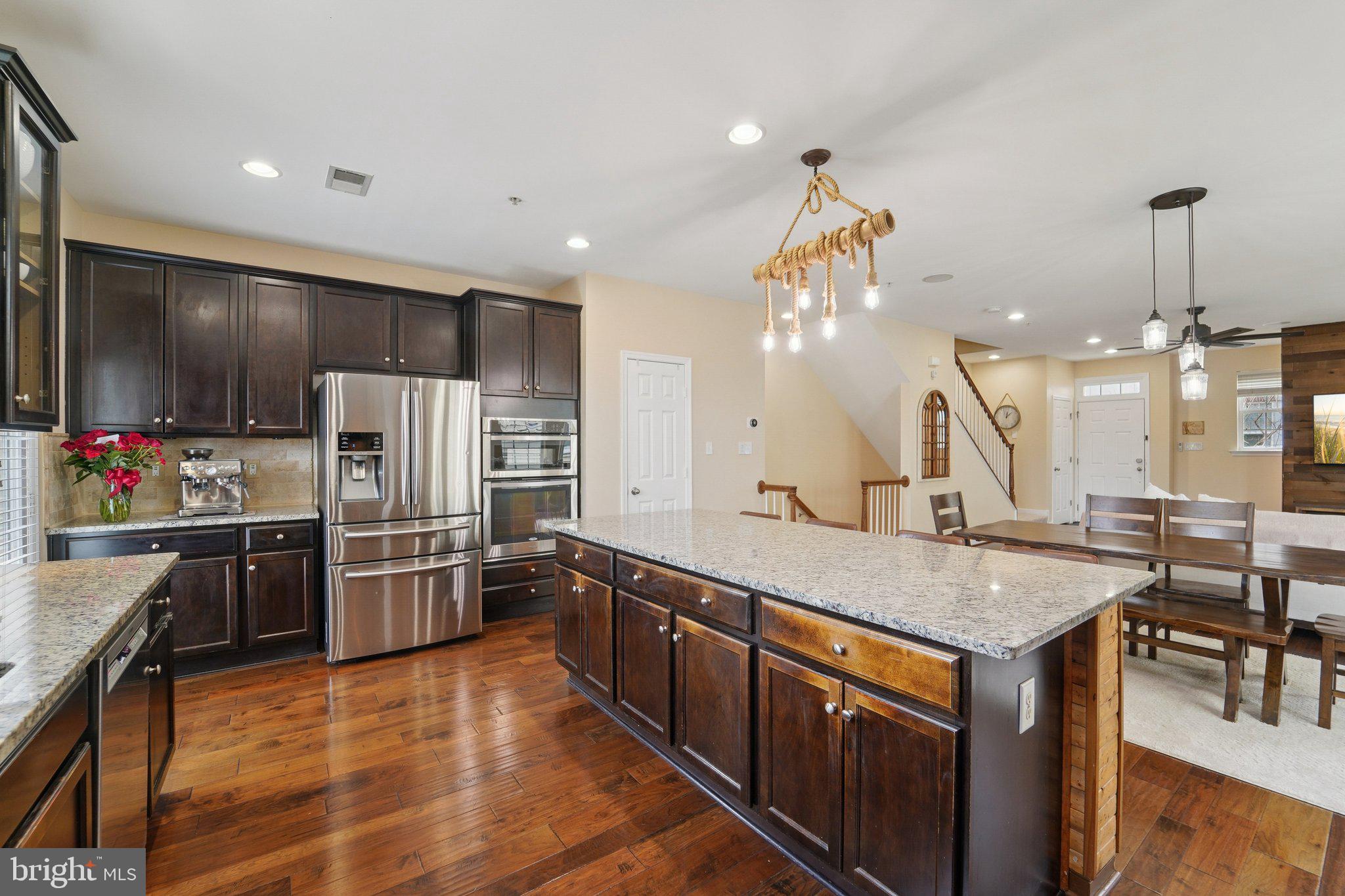 FOX HUNT ESTATES - Residential