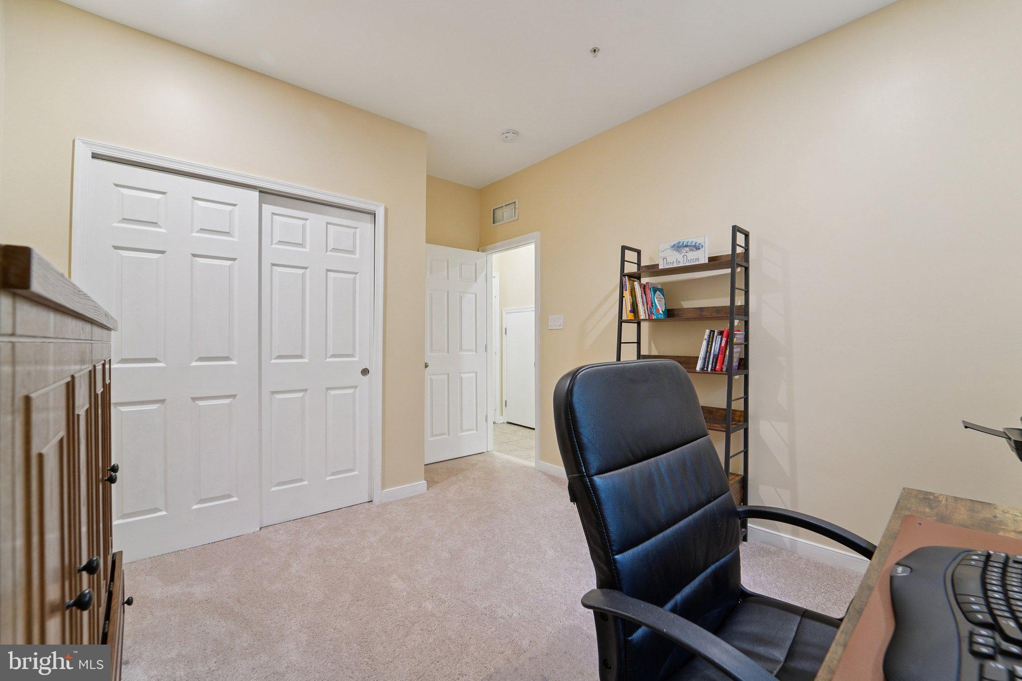 FOX HUNT ESTATES - Residential