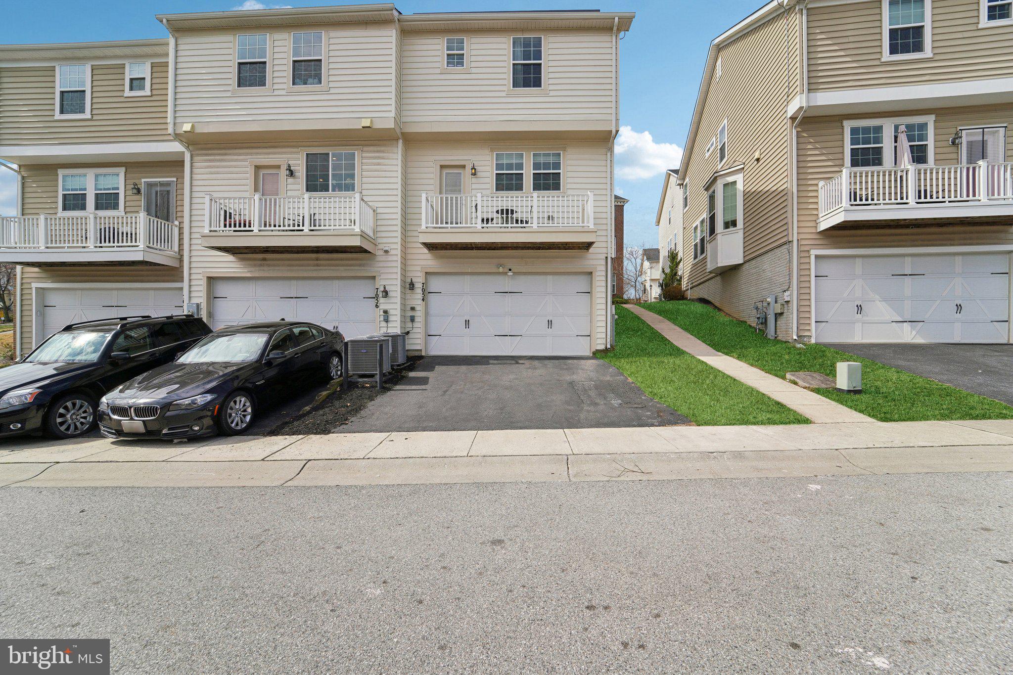 FOX HUNT ESTATES - Residential