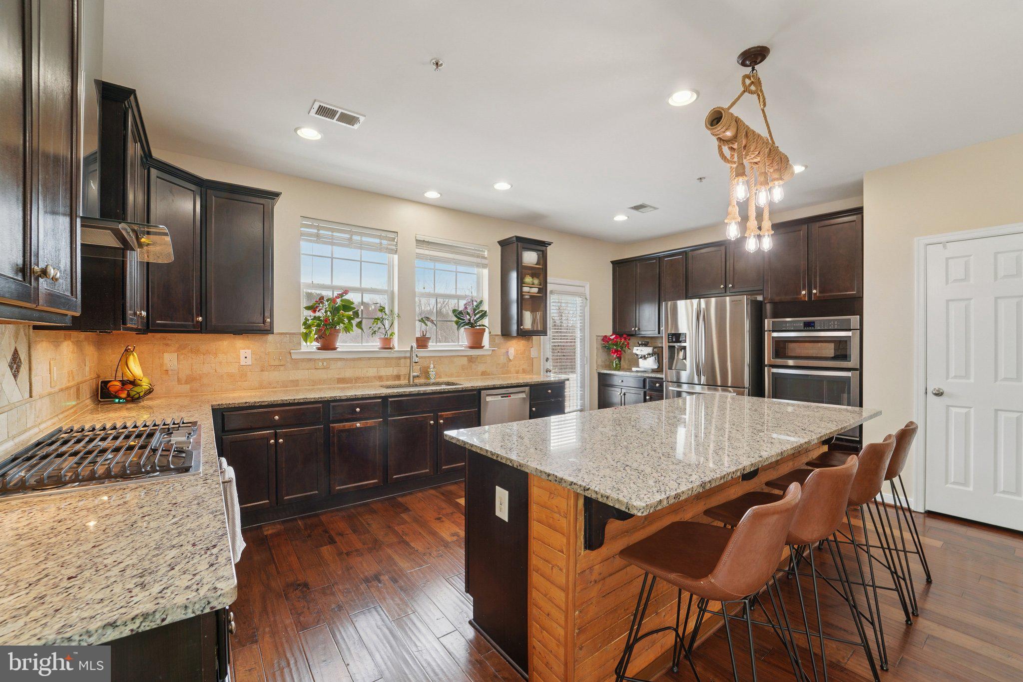 FOX HUNT ESTATES - Residential