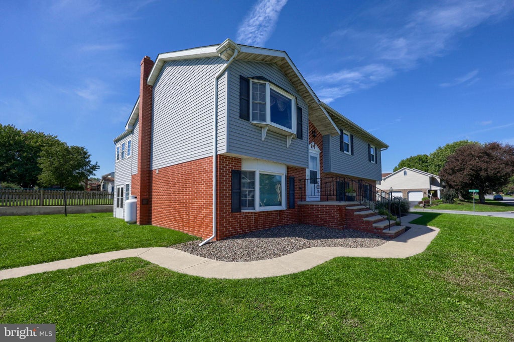 Photo of 239 Philip Lane, EPHRATA, PA 17522 (MLS # PALA2097694)