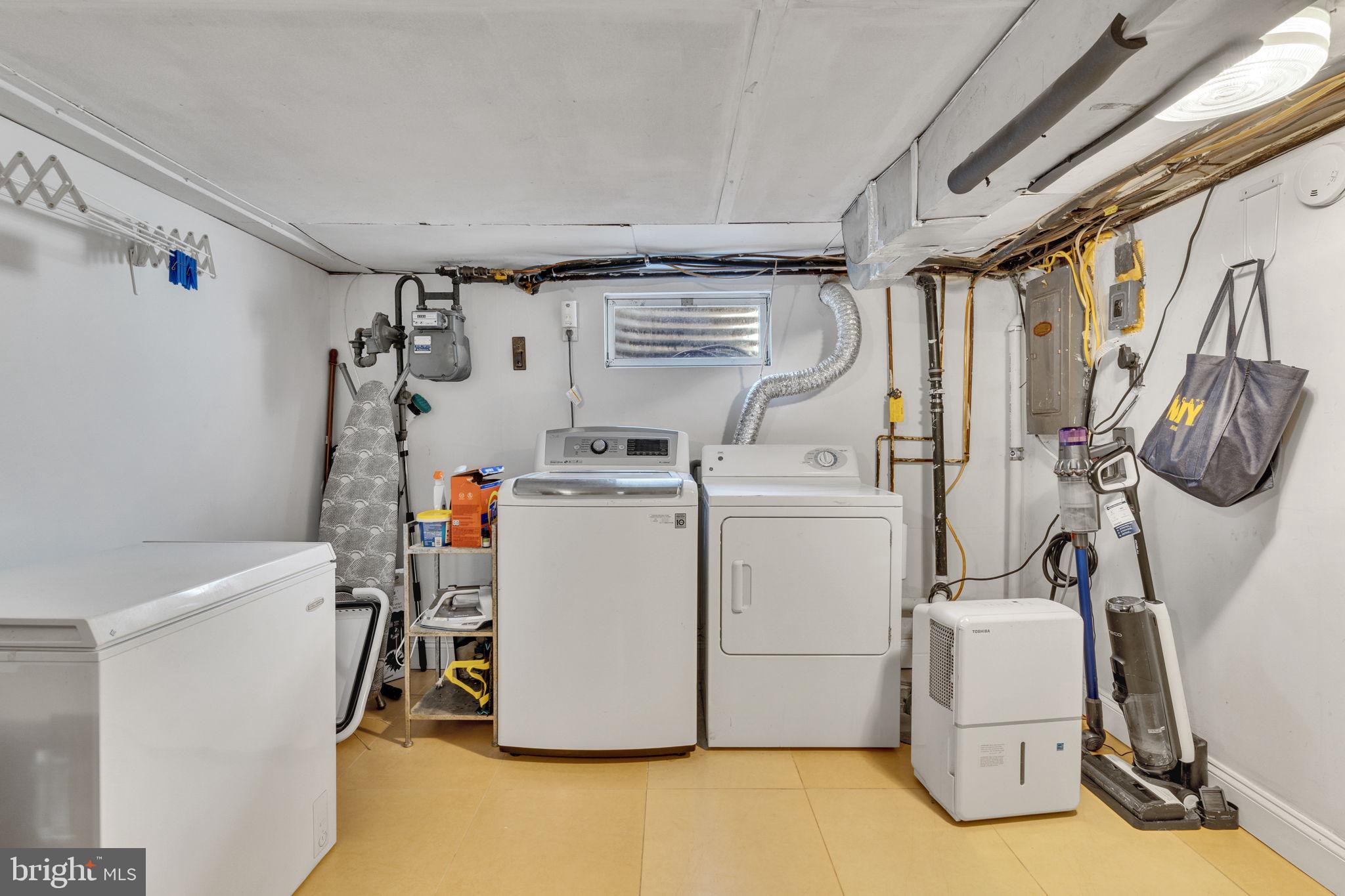 DELTA - Residential Lease