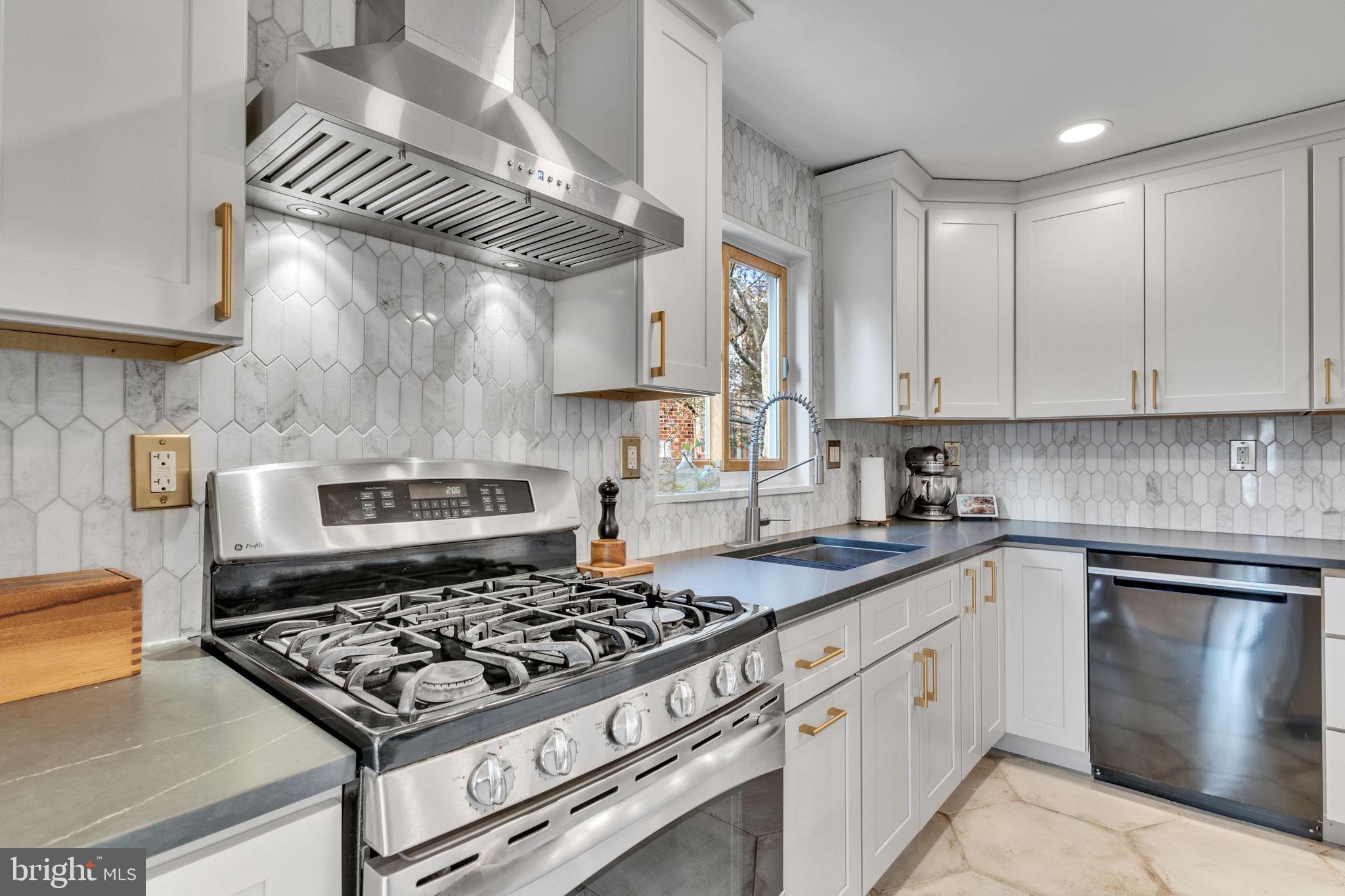 DELTA - Residential Lease