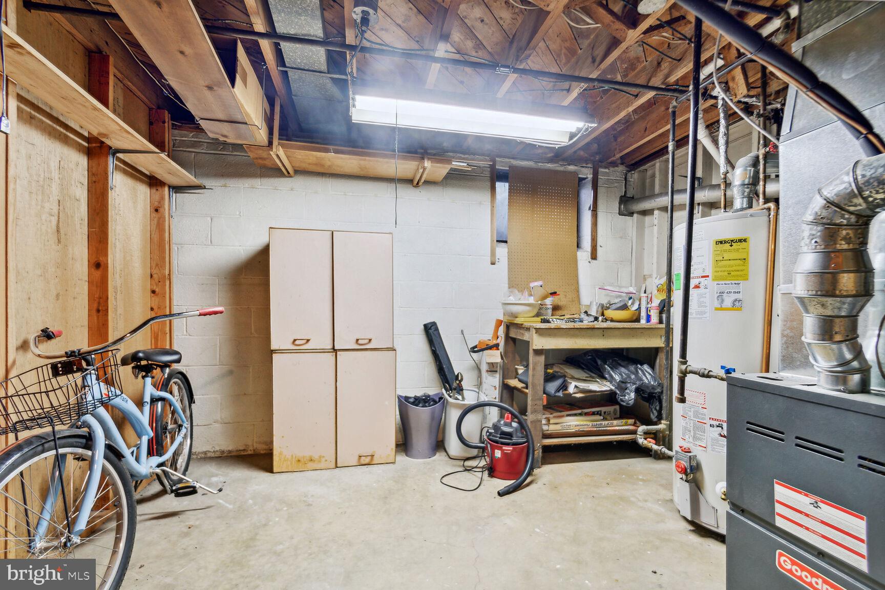 BURNT MILLS MANOR - Residential