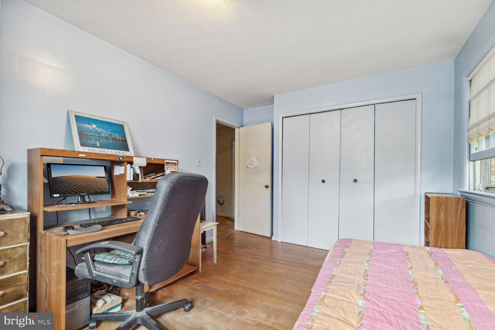 BURNT MILLS MANOR - Residential