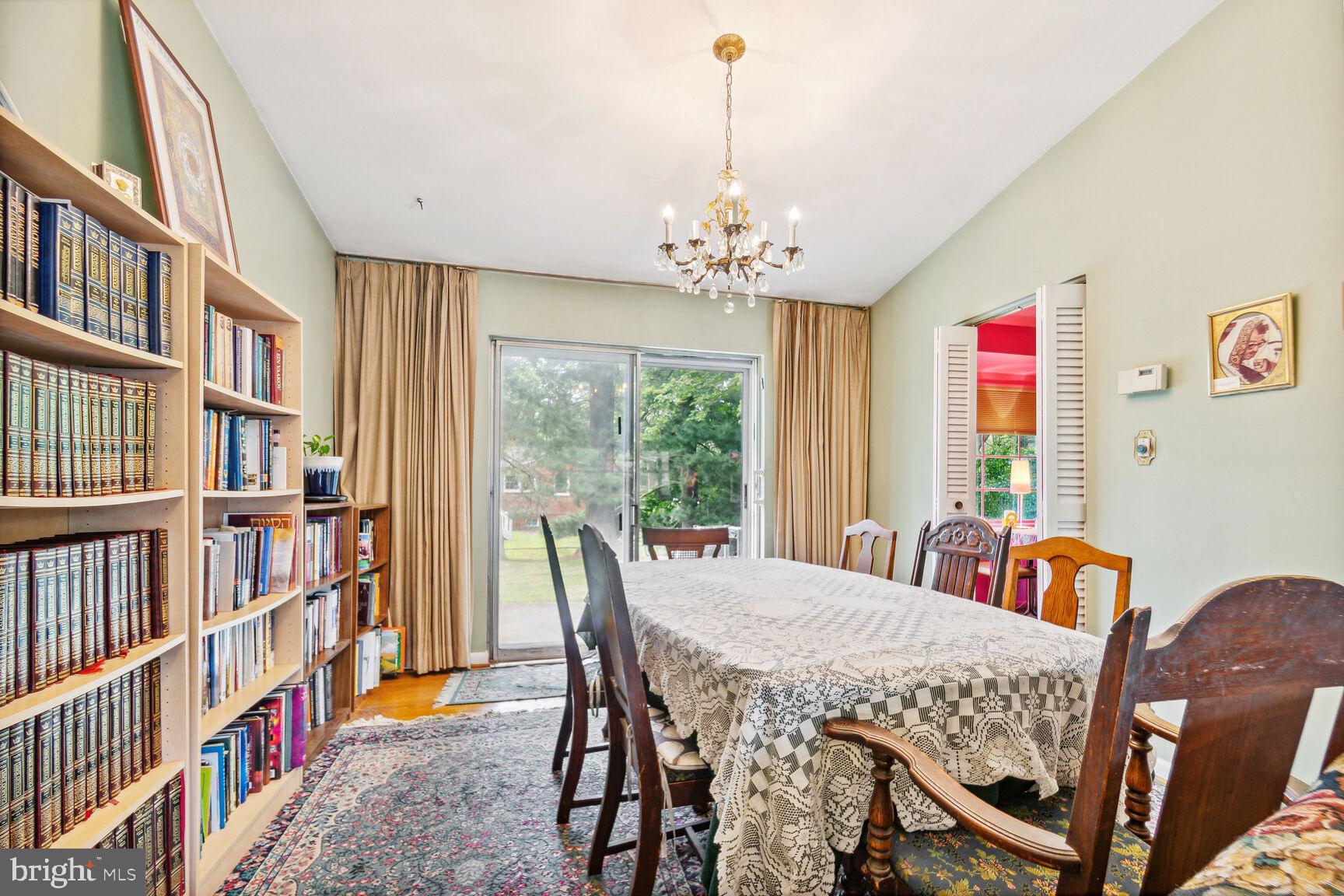 BURNT MILLS MANOR - Residential