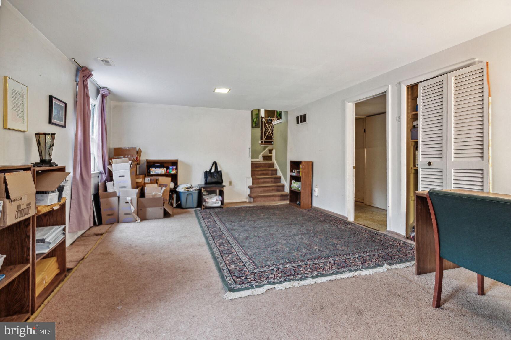 BURNT MILLS MANOR - Residential