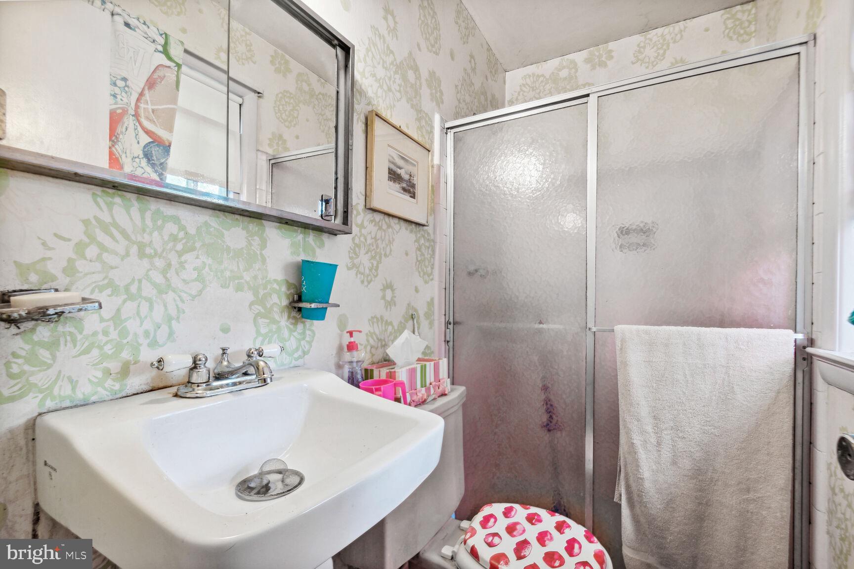 BURNT MILLS MANOR - Residential