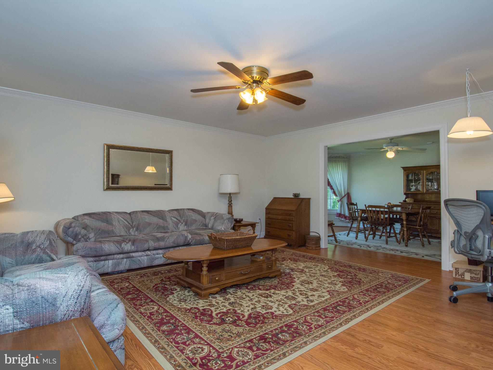 ROCKLAND SQUARE - Residential