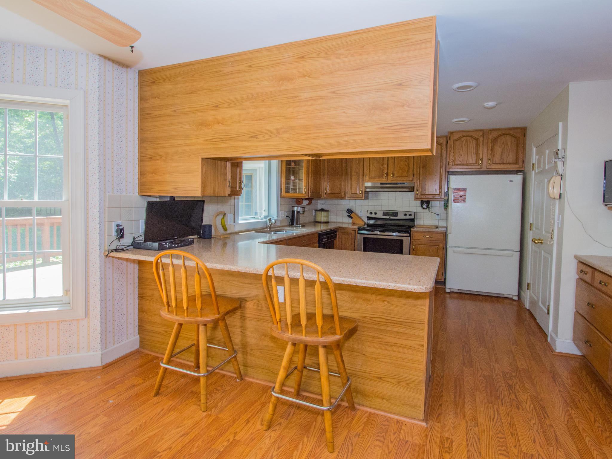 ROCKLAND SQUARE - Residential