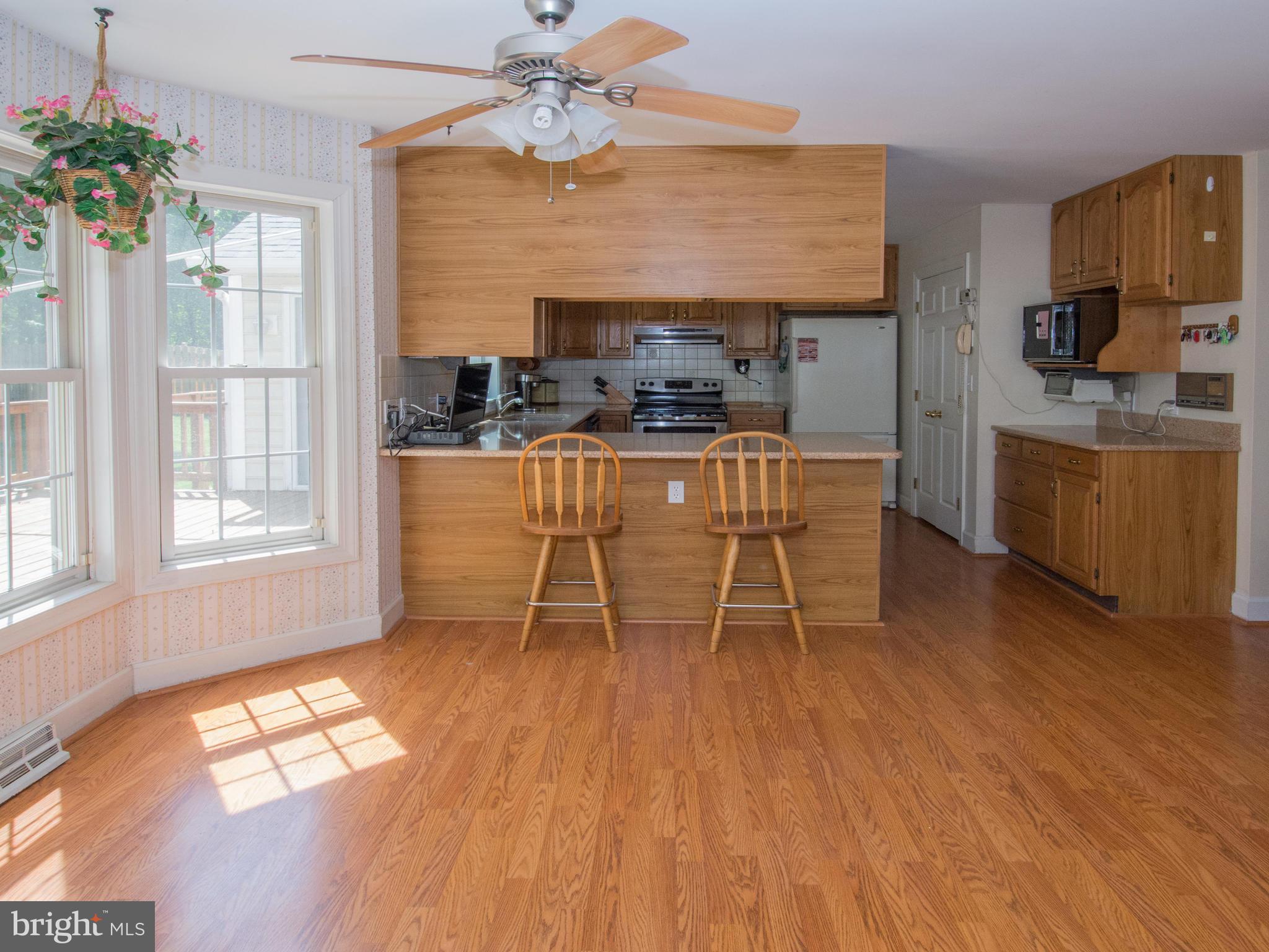 ROCKLAND SQUARE - Residential