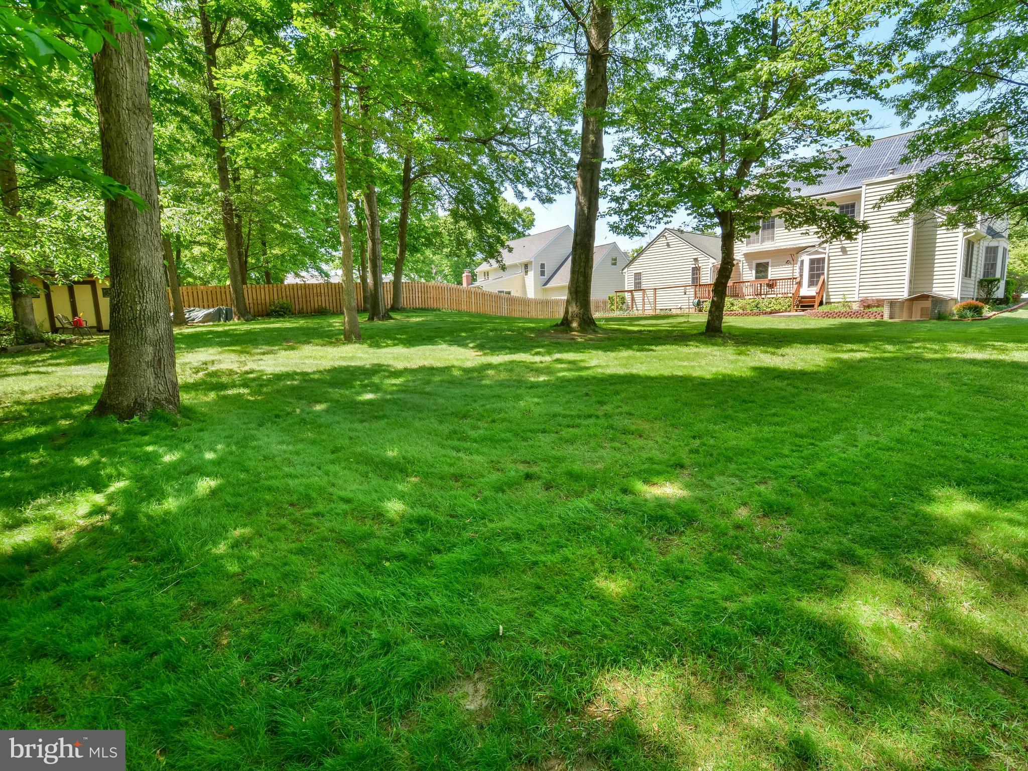 ROCKLAND SQUARE - Residential