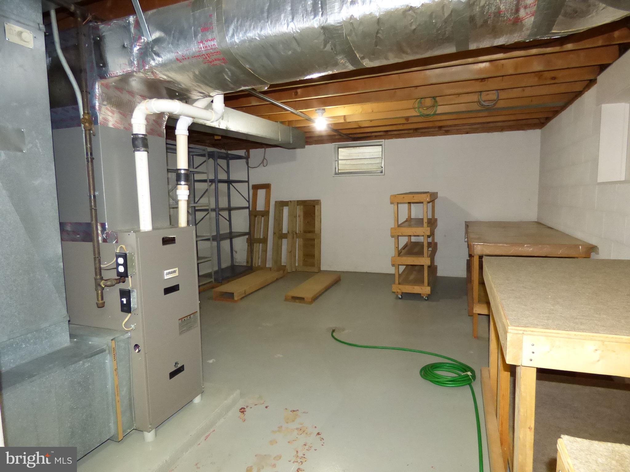 HAINES ACRES - Residential