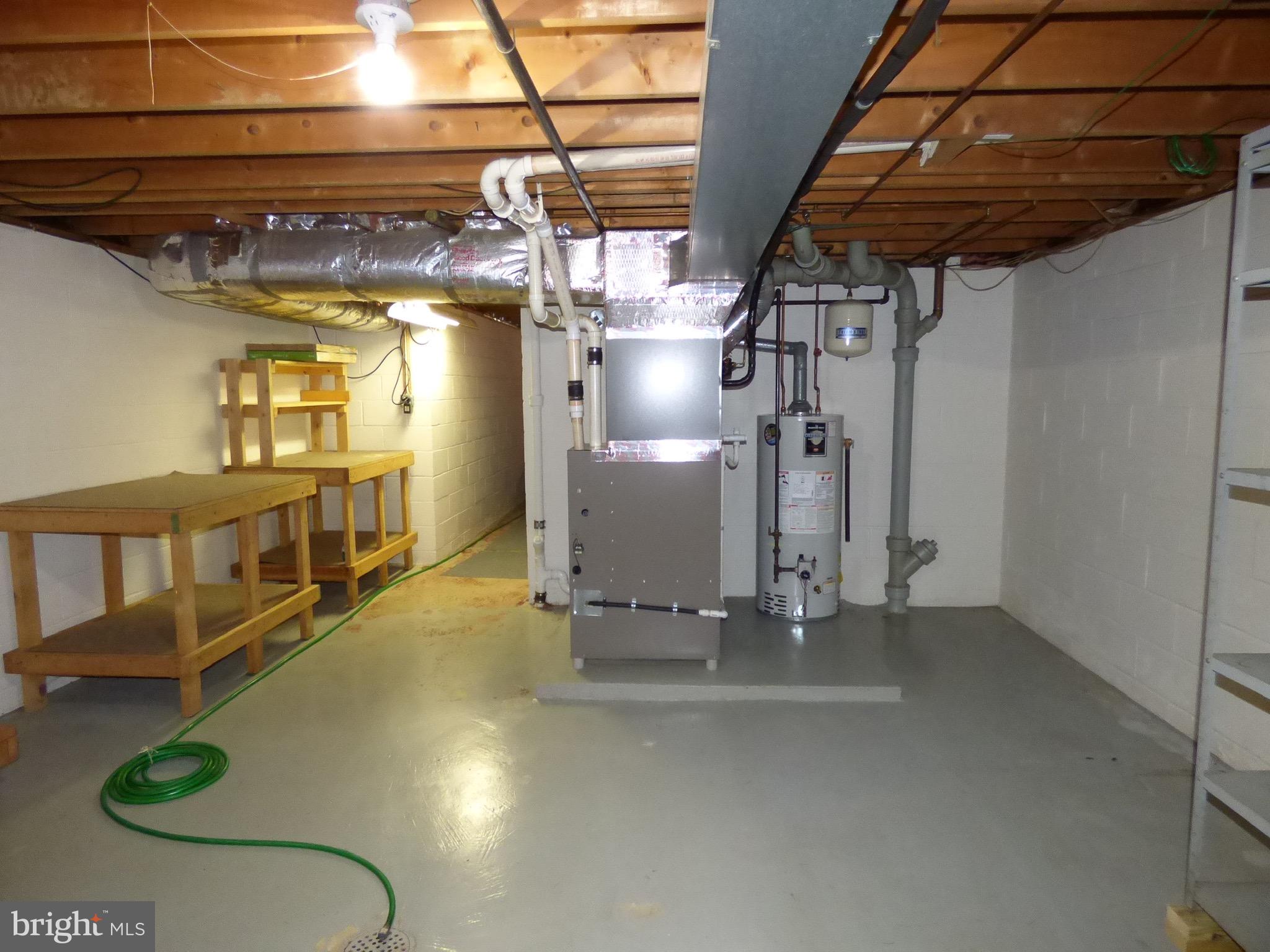 HAINES ACRES - Residential