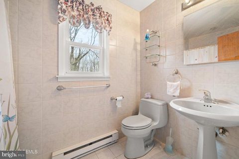 Tiny photo for 510 Oak Hill Court, LANOKA HARBOR, NJ 08734 (MLS # NJOC2040386)