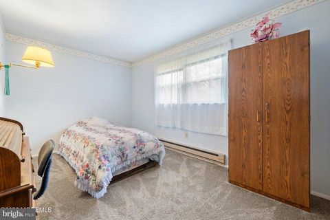 Tiny photo for 510 Oak Hill Court, LANOKA HARBOR, NJ 08734 (MLS # NJOC2040386)